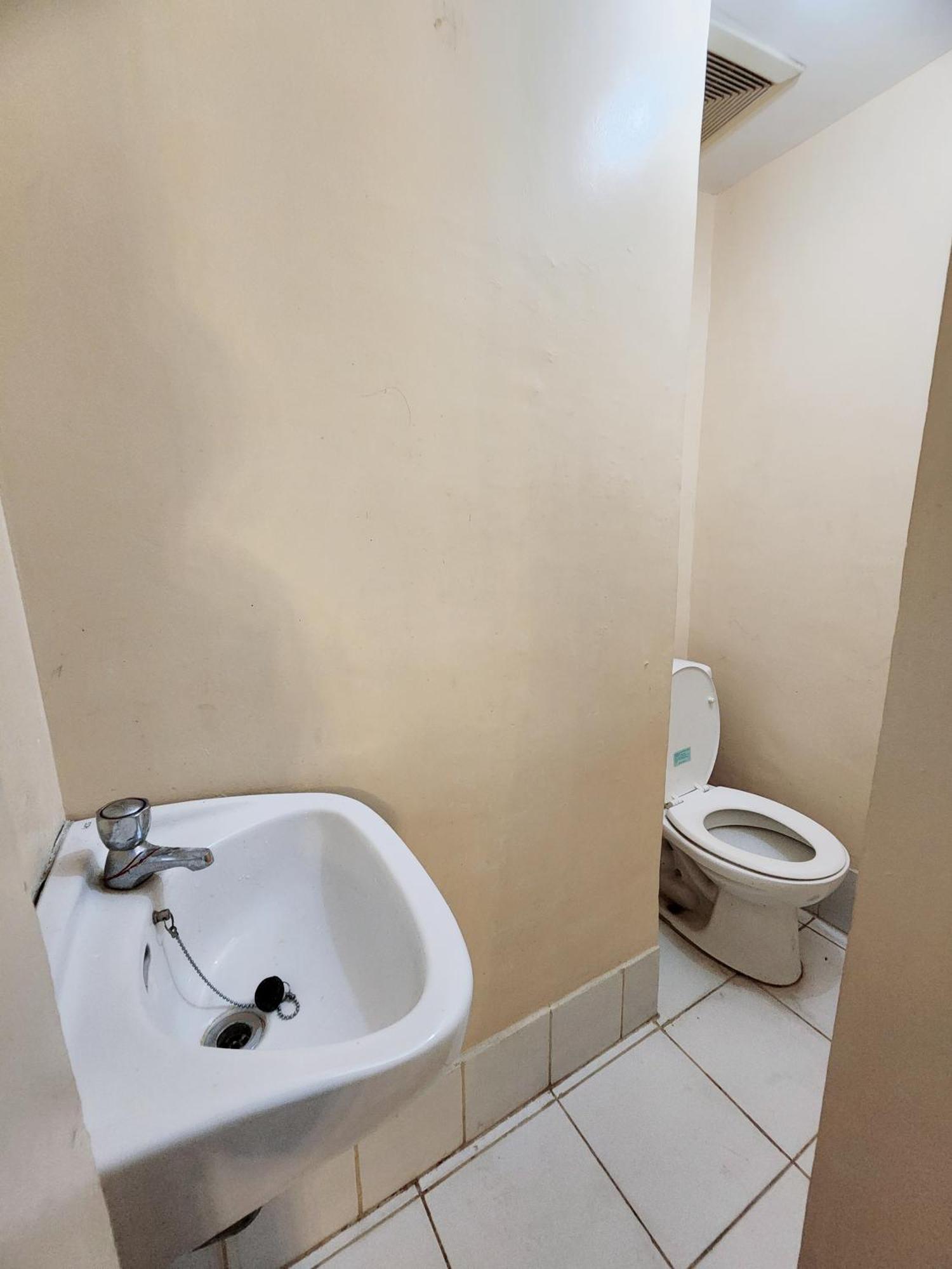 Apartment Furnished 2bedroom 2bathroom Utility With 2 Beds *