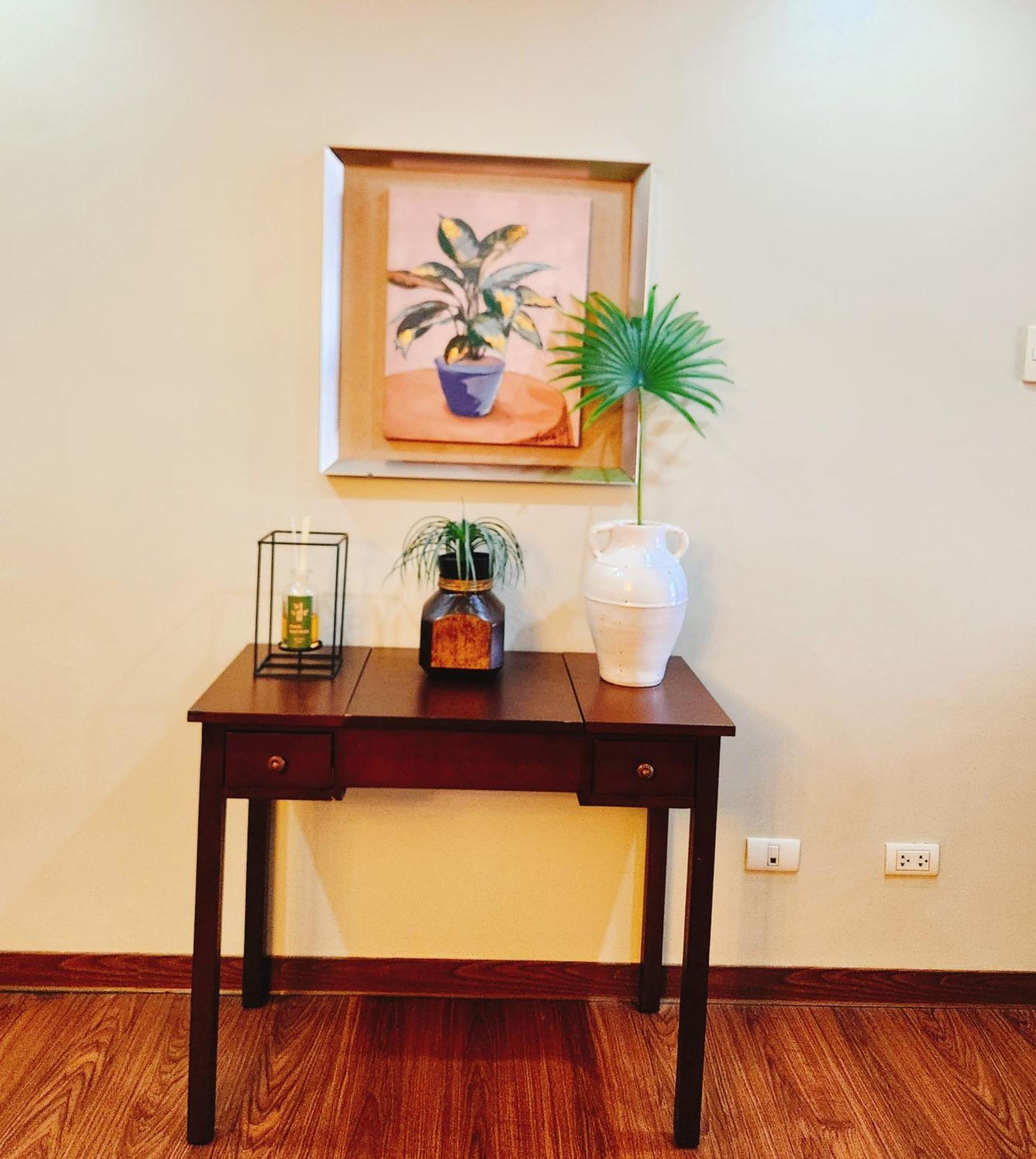 Furnished 2bedroom 2bathroom Utility With 2 Beds *