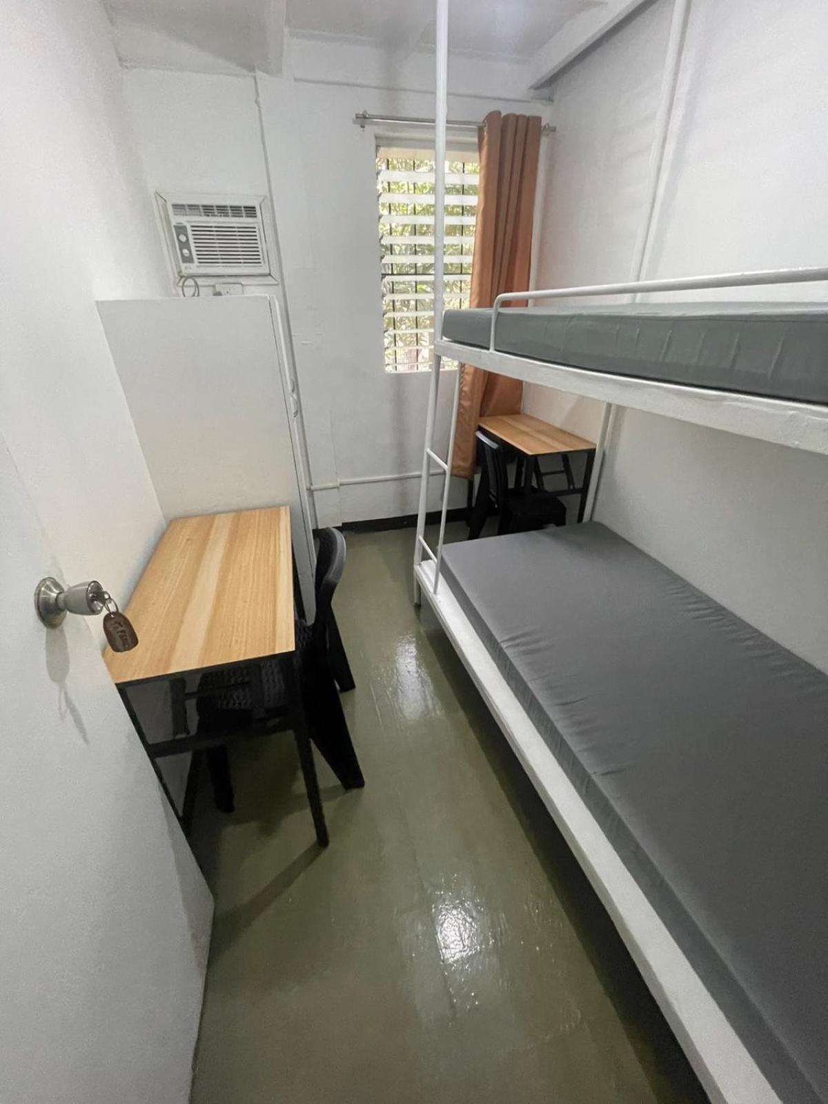 Two Hearts Boarding Hostel Manila