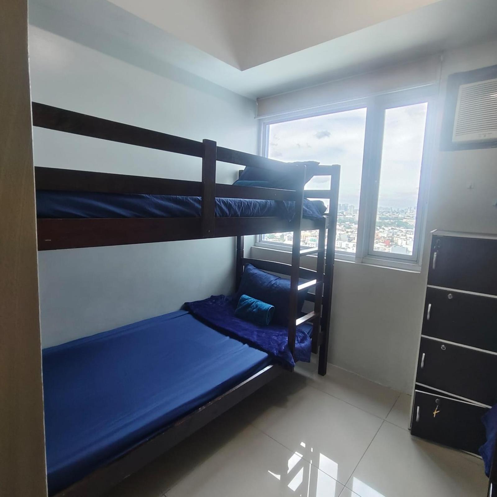 Budget Family Group For 4 Persons Apartment *