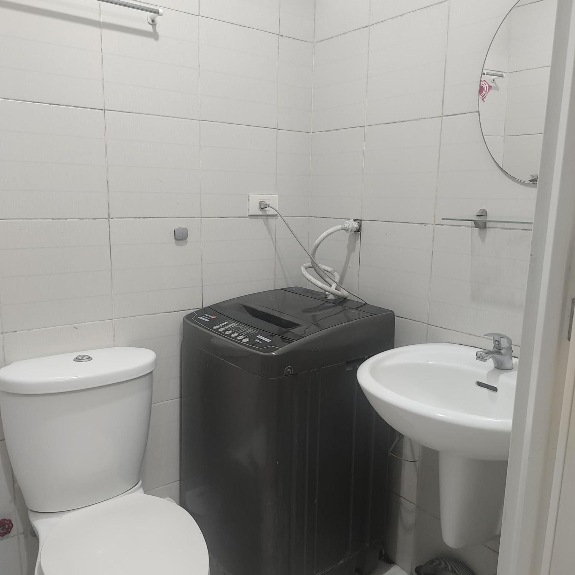 Apartment Budget Family Group For 4 Persons Manila