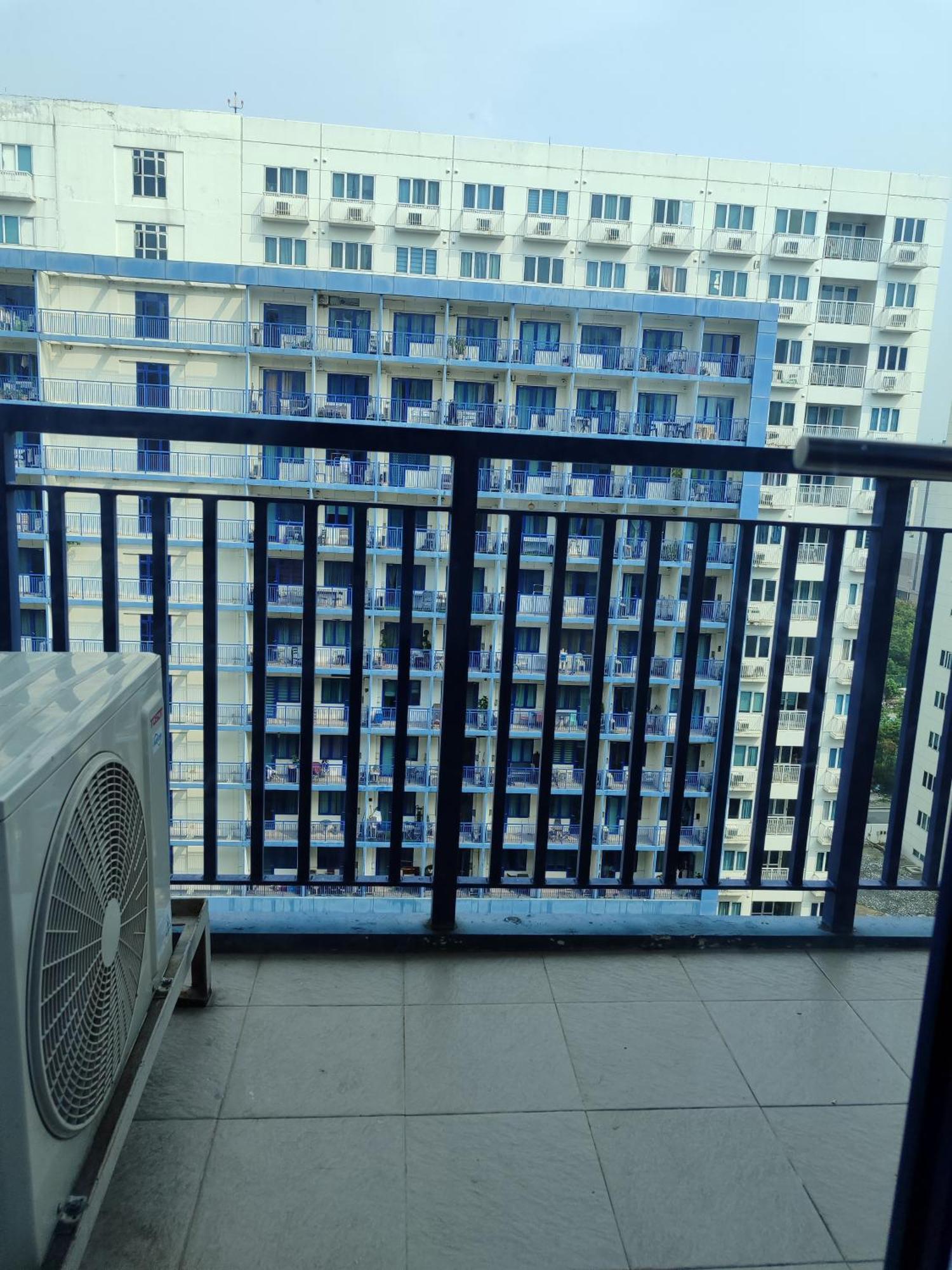 Apartment 1138 Staycation Infront Of Moa, Near, Smx, Arena, Dfa, World Trade, Picc, Ayala Mall, Naia Manila