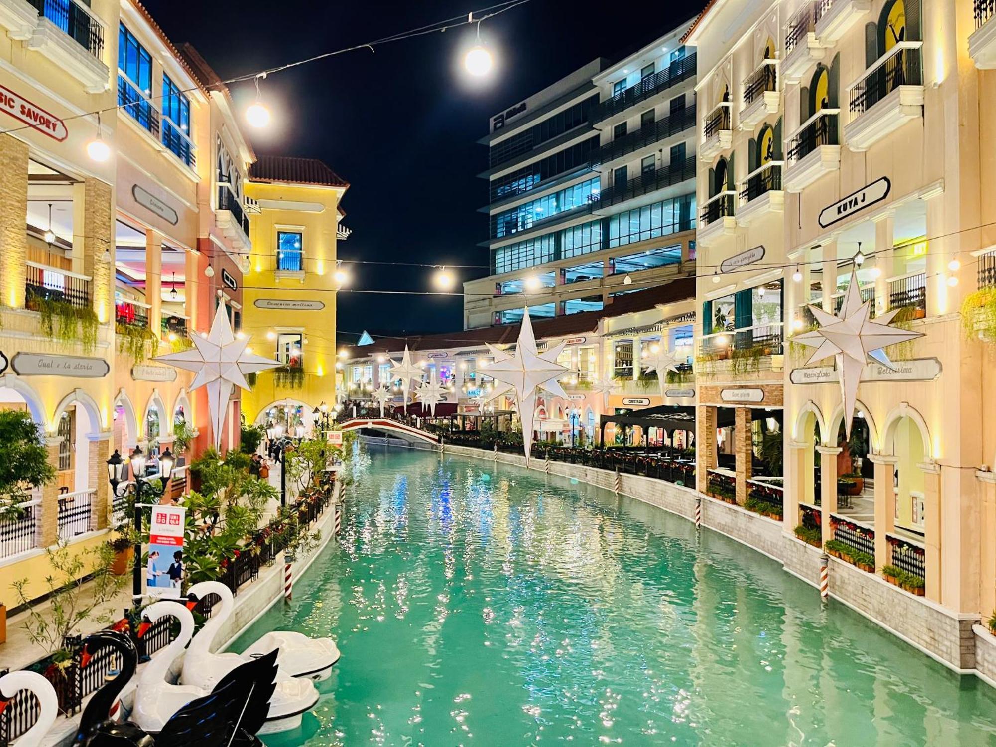 Venice Bgc Luxury - Balcony, Pool, Wi-fi Manila