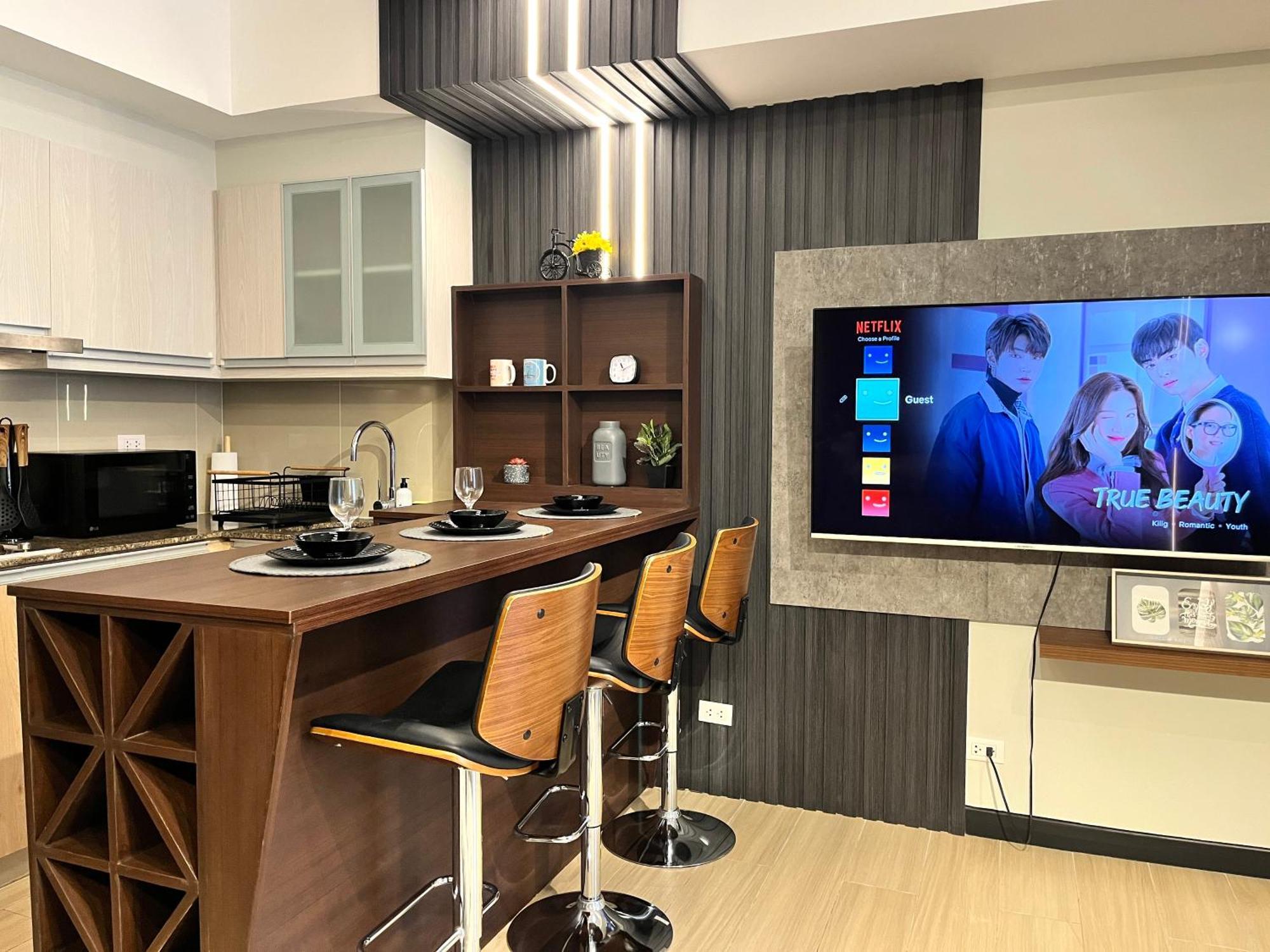Venice Bgc Luxury - Balcony, Pool, Wi-fi Manila