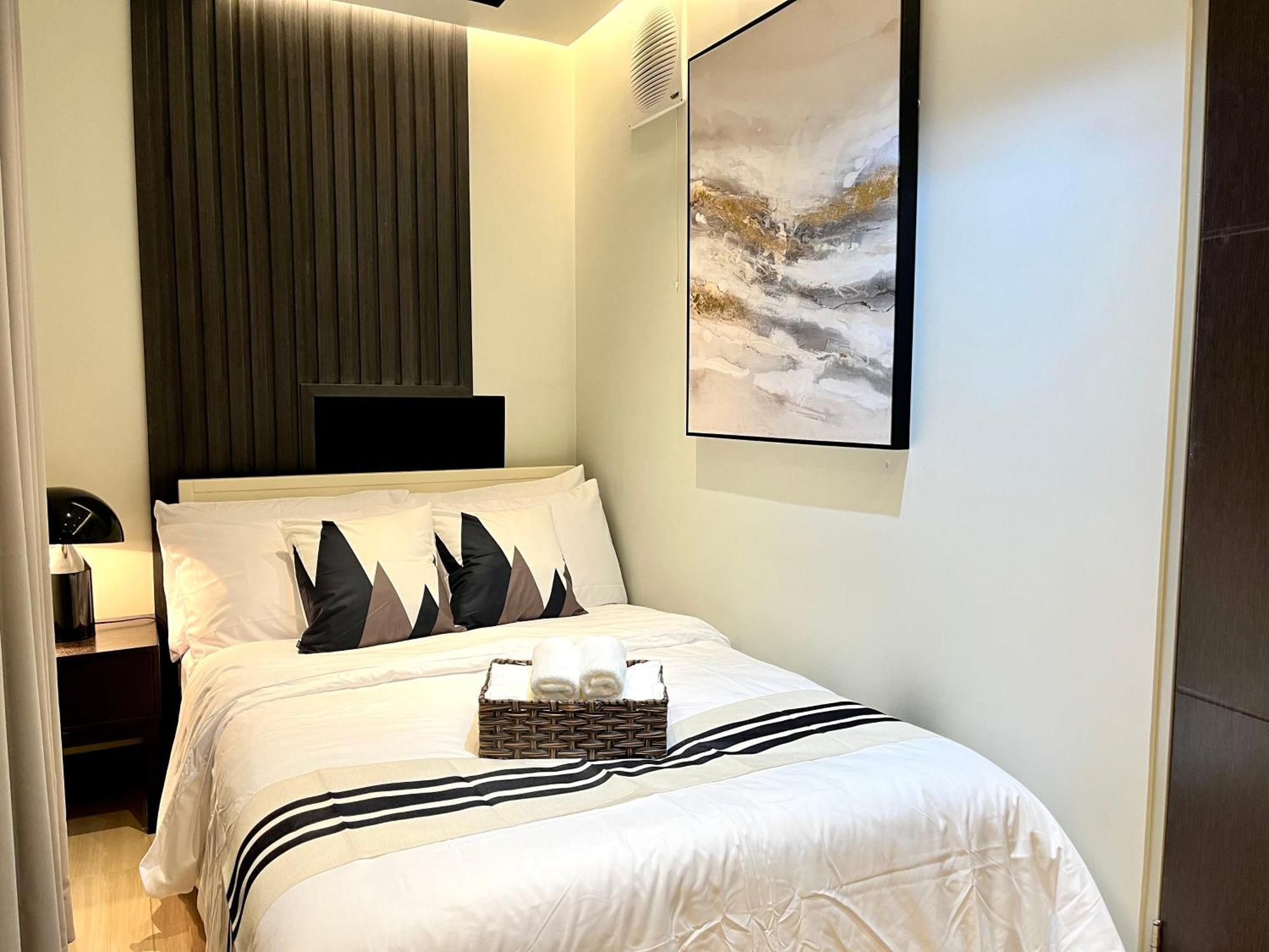 Venice Bgc Luxury - Balcony, Pool, Wi-fi Manila
