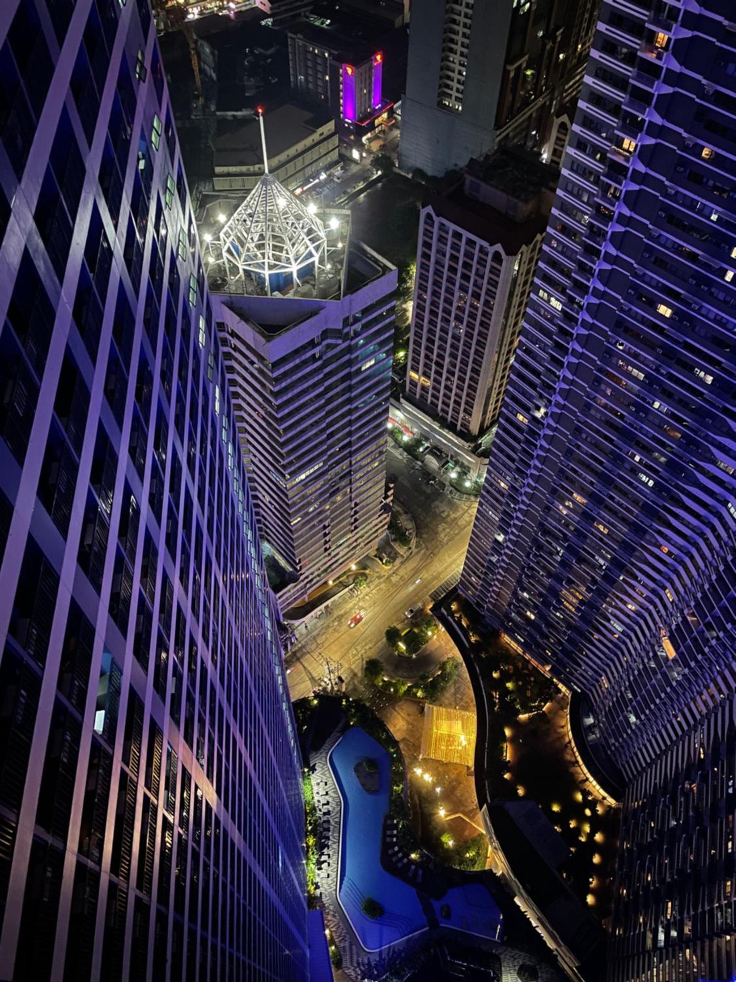 Stylish With A View In Makati Manila