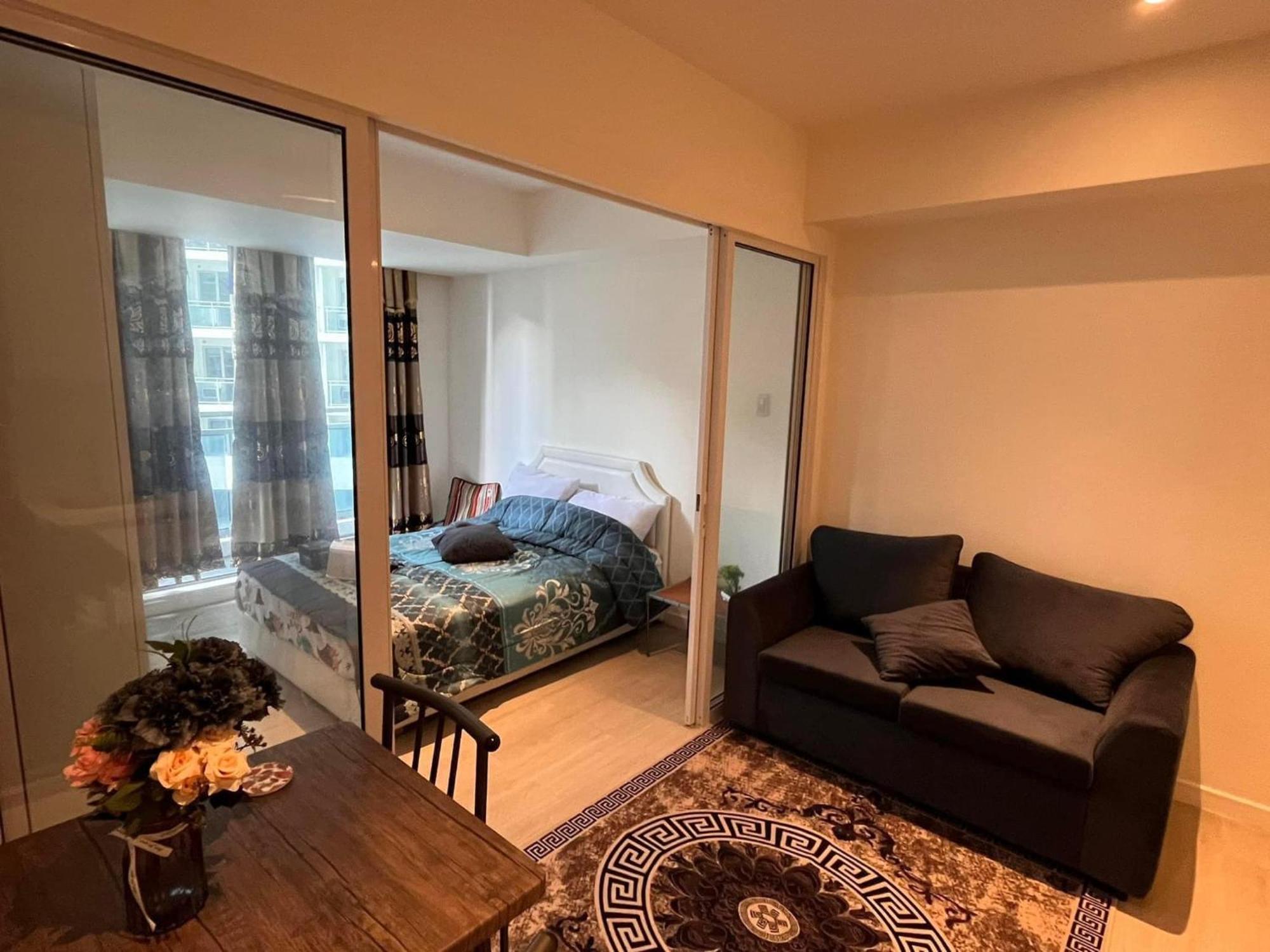 Staycation In Azure Paranaque Apartment *
