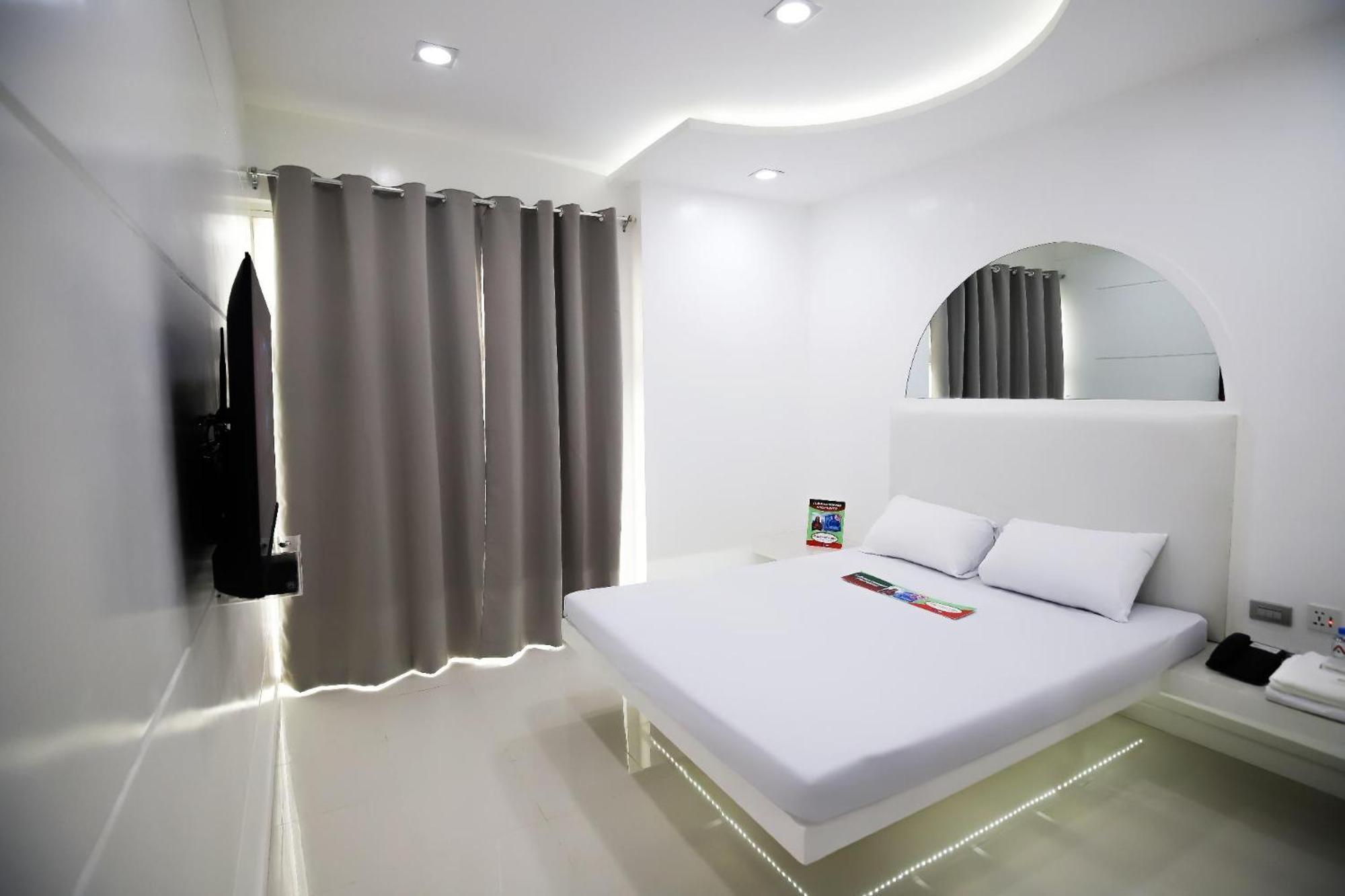 Hotel Astrotel Divisoria Manila