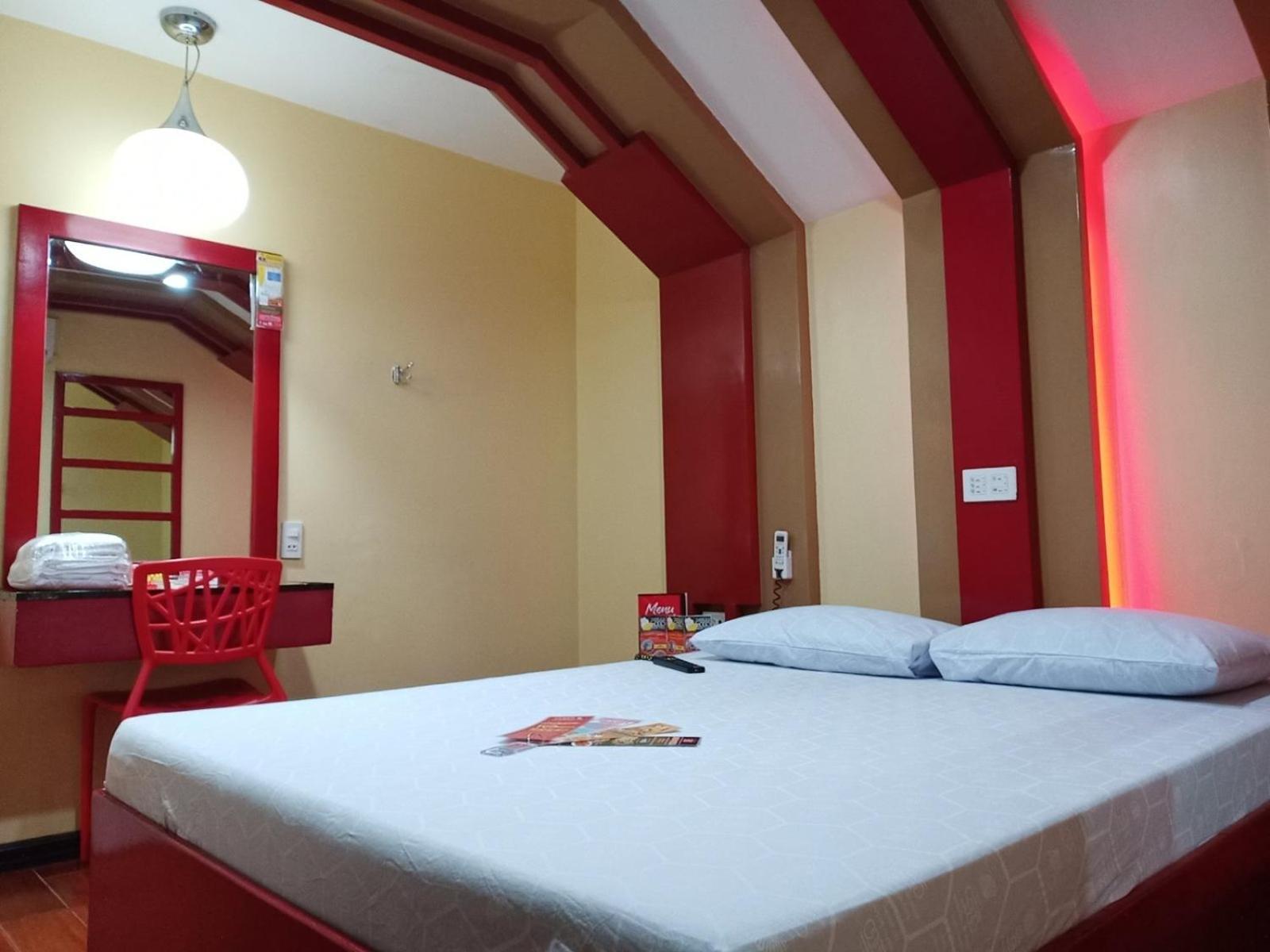 Sogo Edsa Caloocan Hotel *