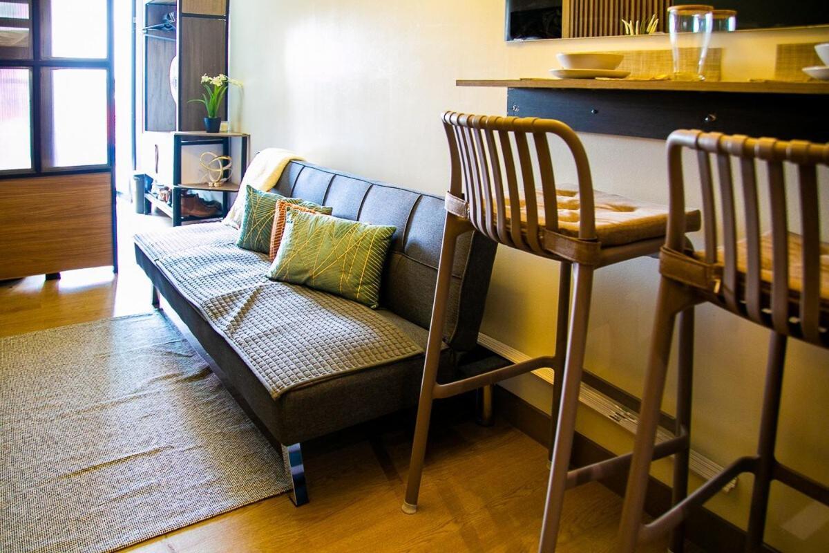 Apartment Comfortable 2-bedroom In Paranaque Manila