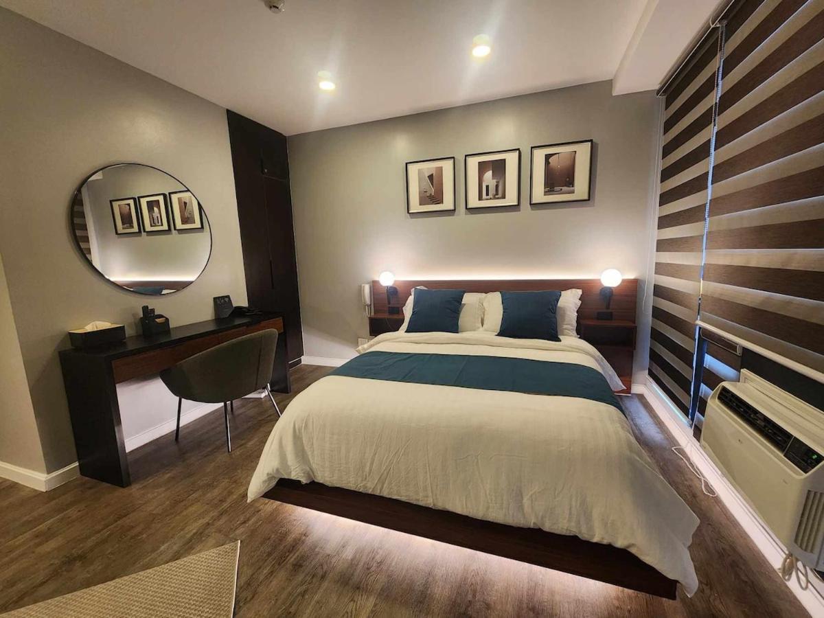 Prime Location Walk To Nightlife! The Gramercy Apartment *