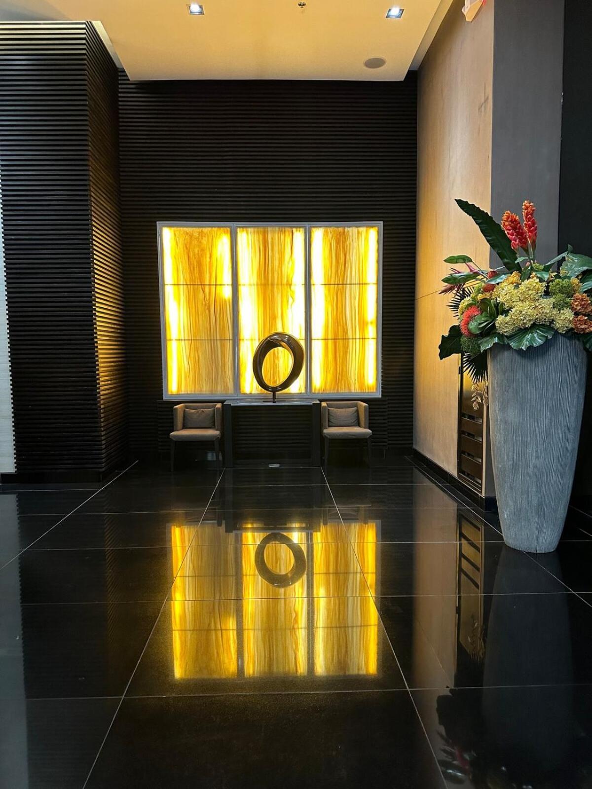 1br Balcony View At Air Residences, Ayala Makati Manila