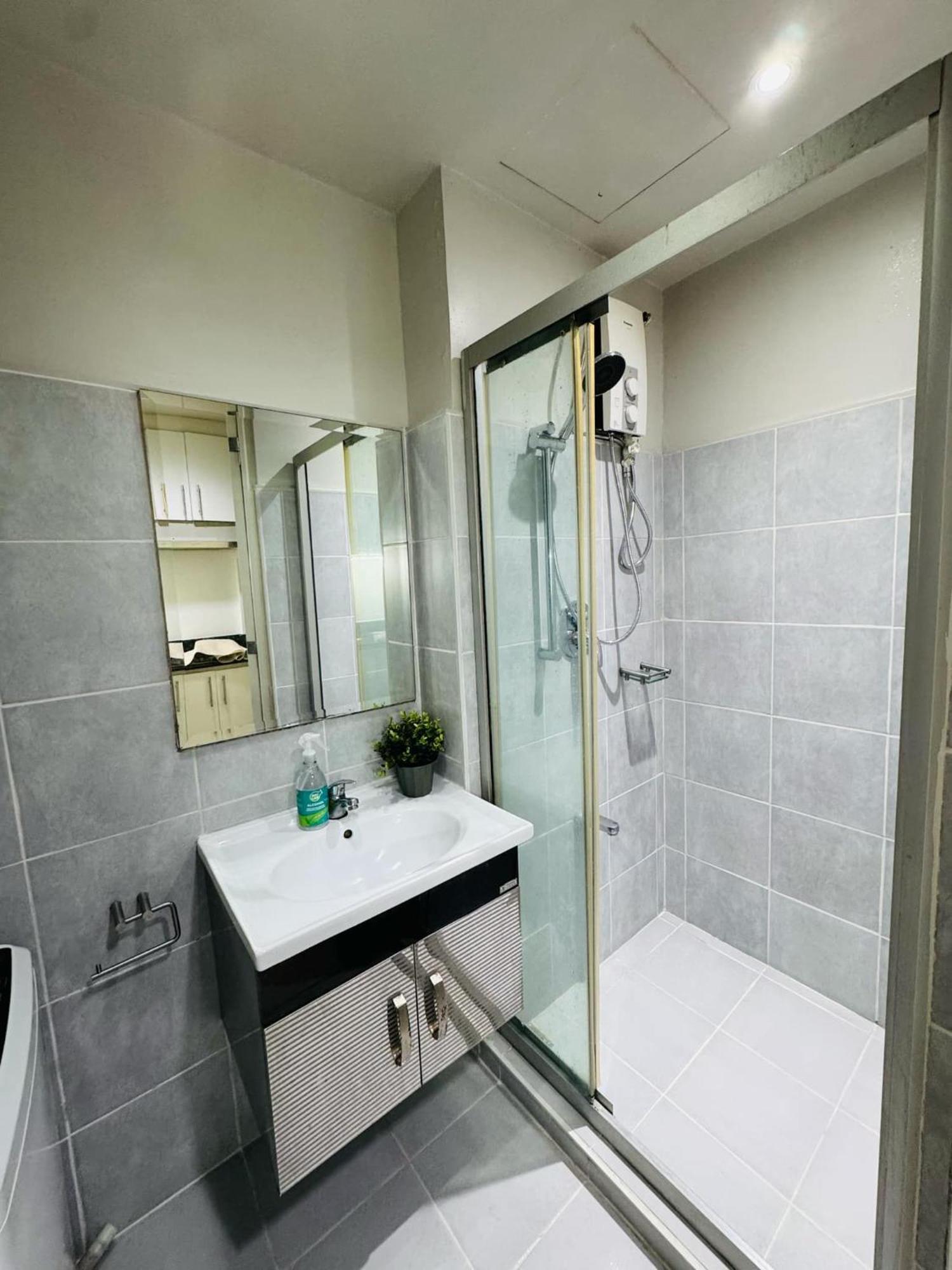 Moa Sea Residences Condotel