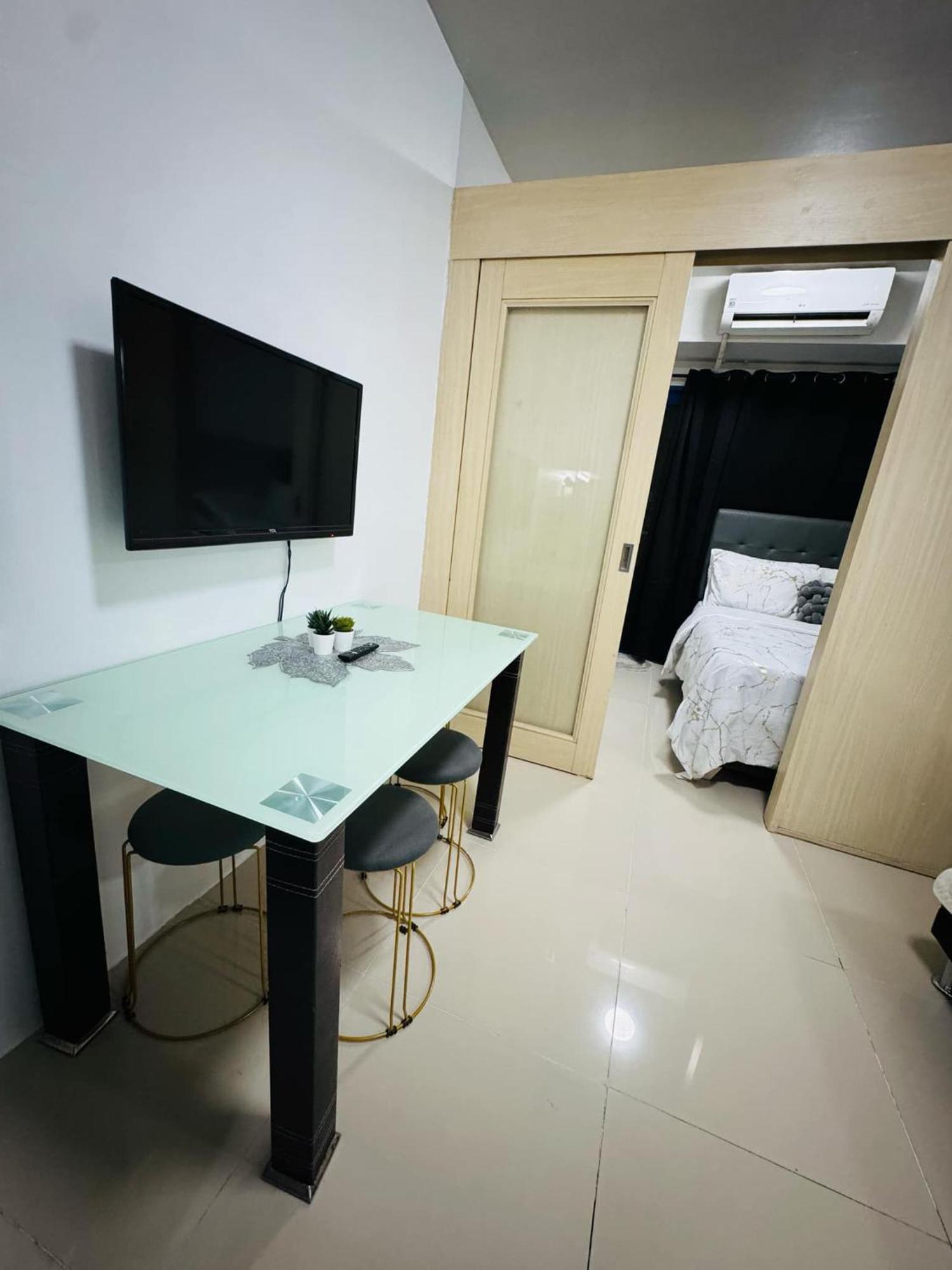 Moa Sea Residences Condotel Pasay
