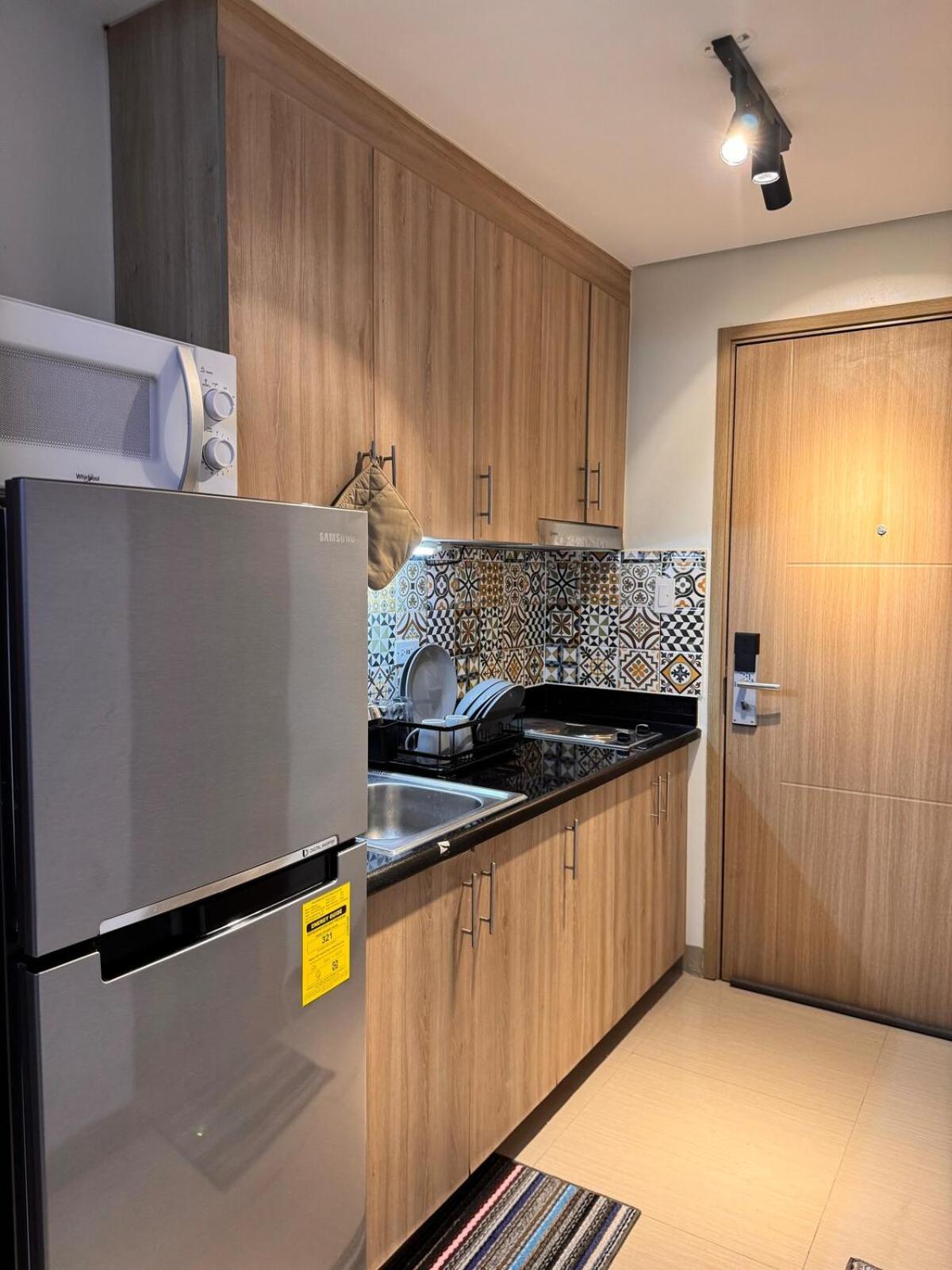 Iris Apartment Manila