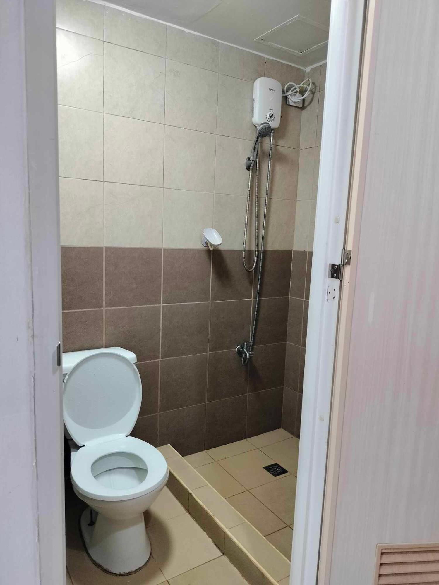 17th Floor Tower B Haven With Netflix, Ac And Free Wifi Apartment