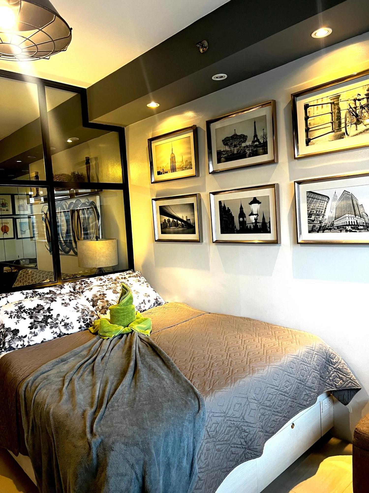 Aiza's Place In Shell Residences Moa Apartment Manila