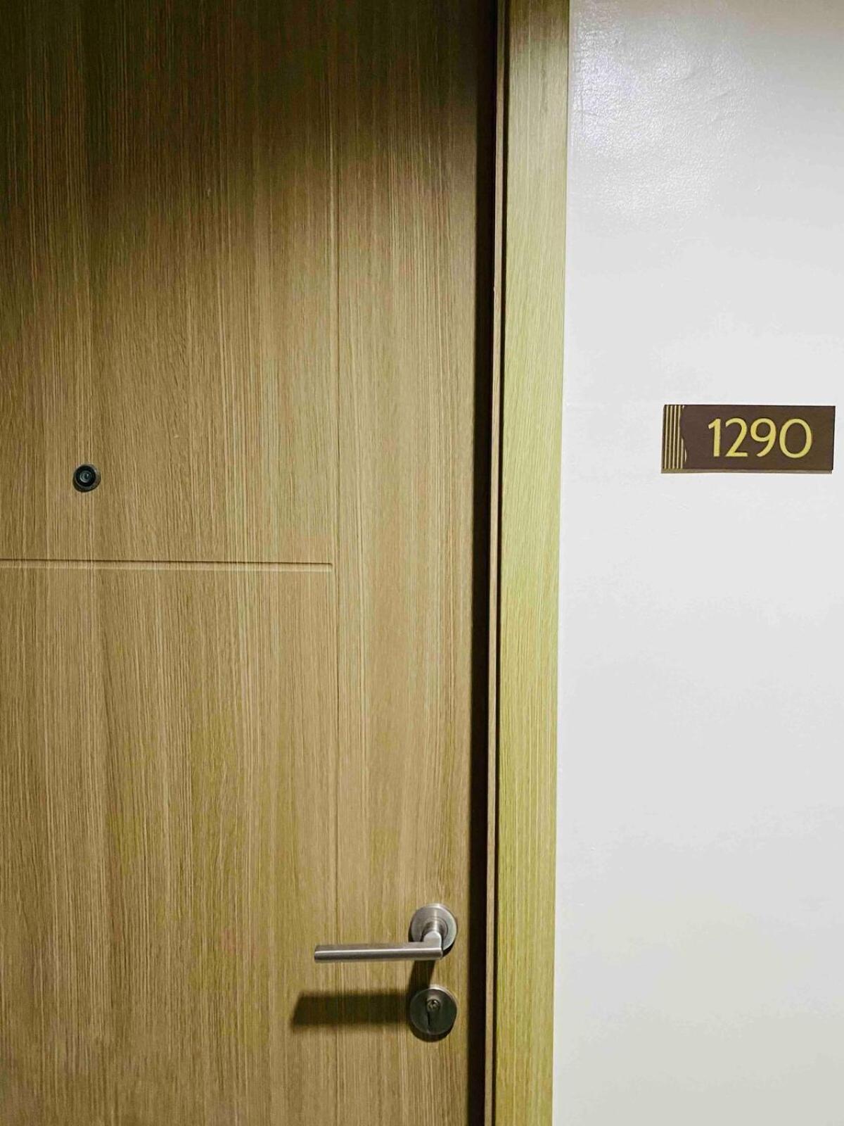 Moa, Smdc Good Shore 2 - Tower 1 Unit 1290