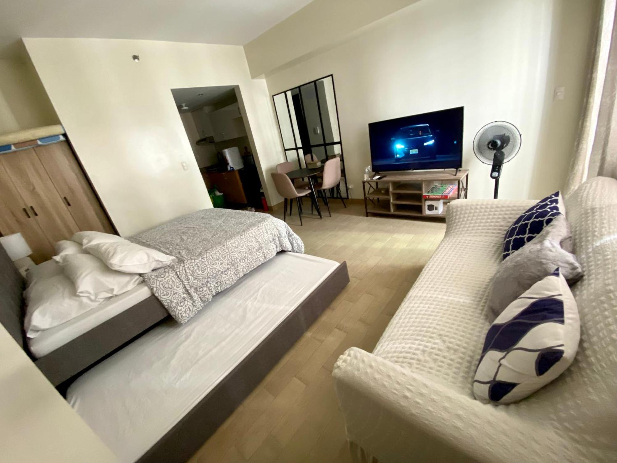 Apartment Manhattan Plaza Tower 1, Araneta Cubao, Quezon City, Metro *