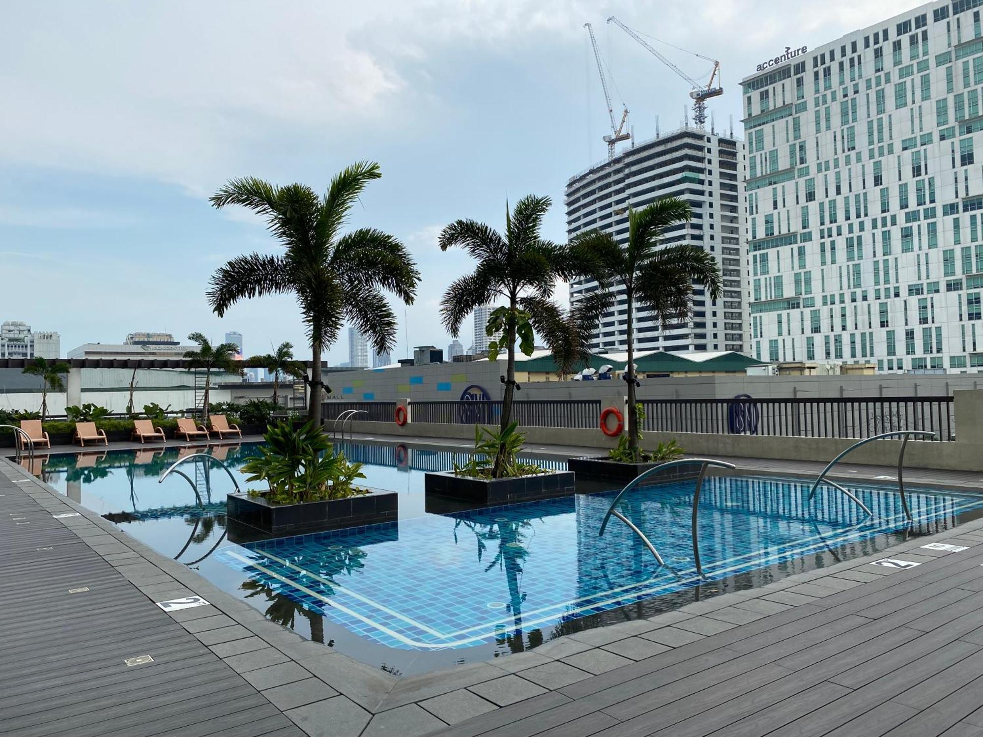 Manhattan Plaza Tower 1, Araneta Cubao, Quezon City, Metro Apartment