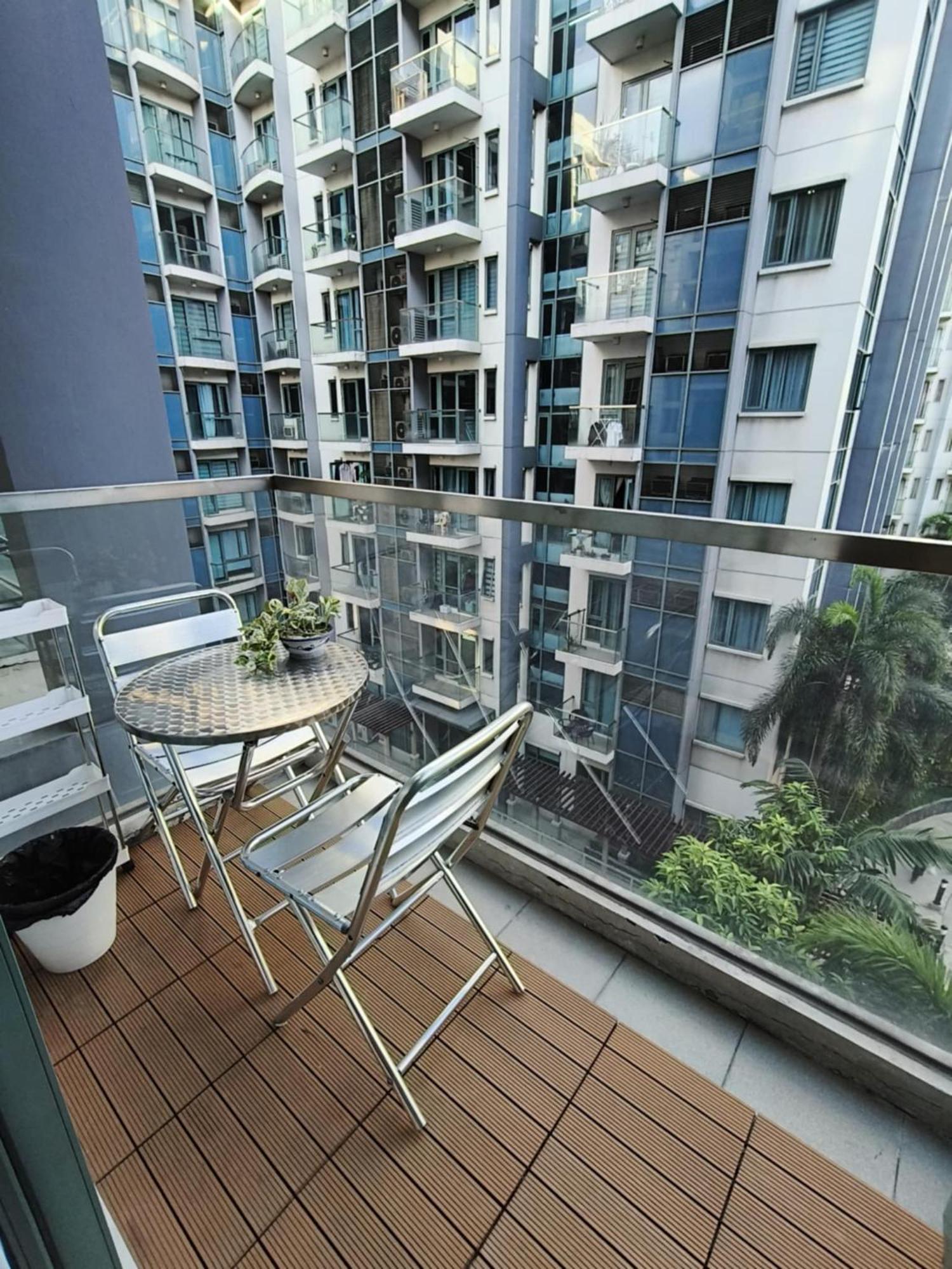 Apartment Ldn Two Palm Tree Newport