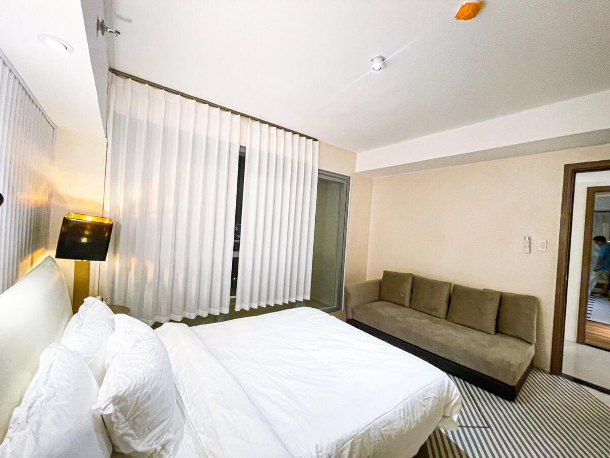 Luxury 4br Penthouse Across Of Dreams Apartment