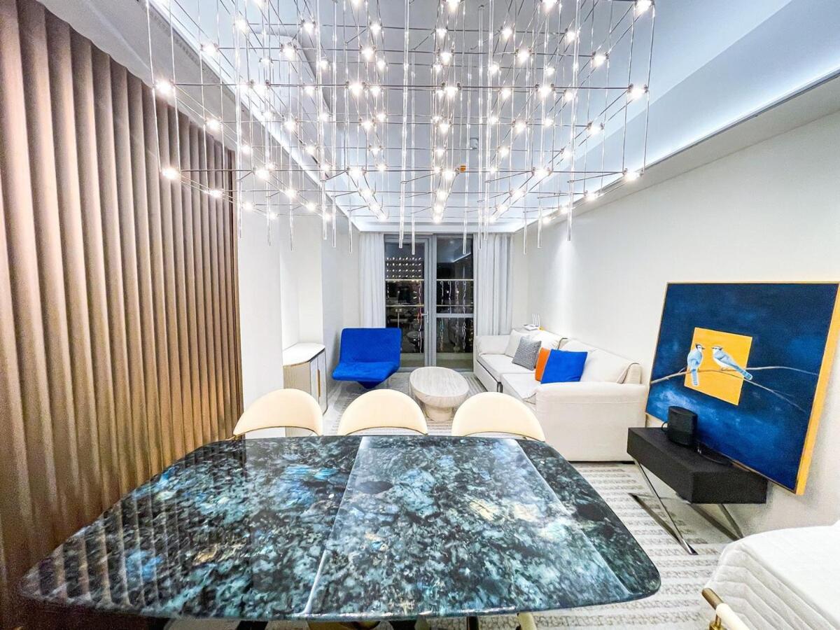 Luxury 4br Penthouse Across Of Dreams Apartment Manila