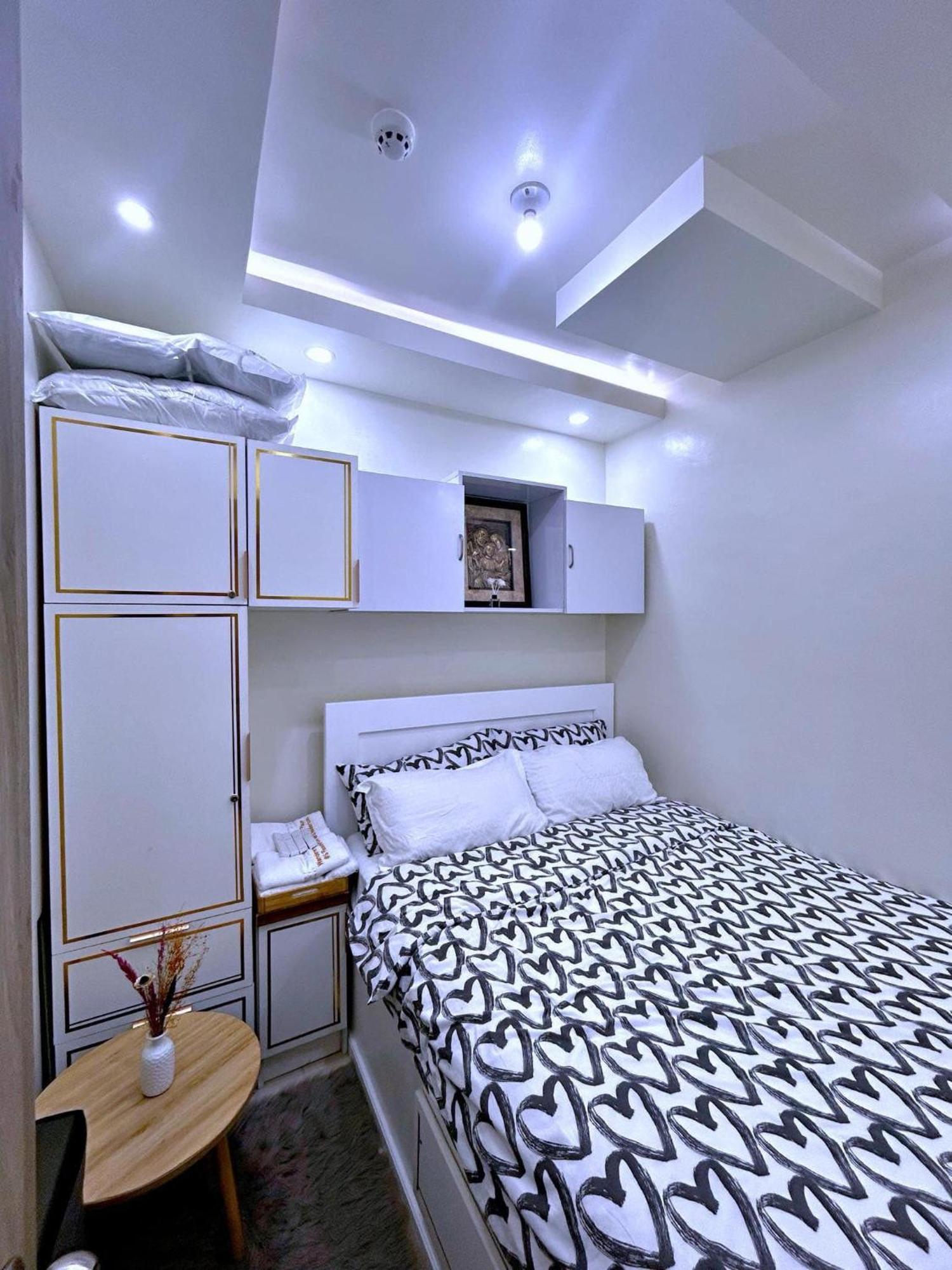 Wanderers' Place S Residences - Moa Complex Apartment Manila