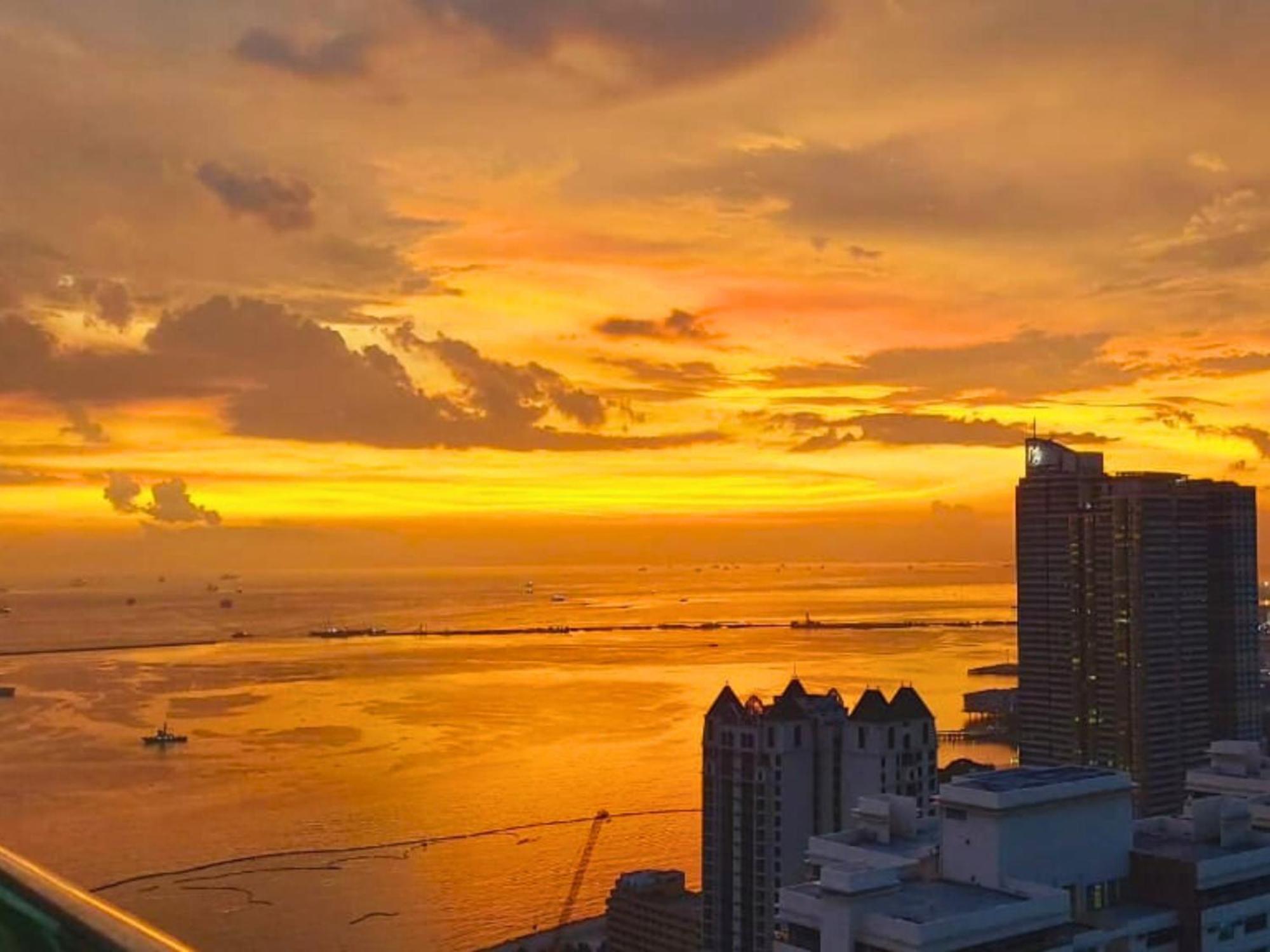 60 Percent Off Deluxe Ocean View Free Pool And Free Sauna Access Included Perfect Location Near Us Embassy, Naia, Makati, Bgc, Mall Of Asia, And Chinatown Dont Miss Out Book Now And Save Updated Price 2025 5* Manila