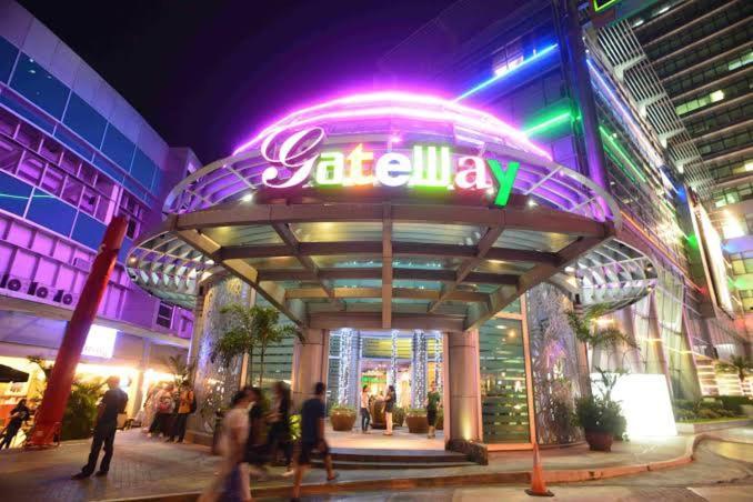 Manhattan Plaza Tower 1, Araneta Cubao, Quezon City, Metro *
