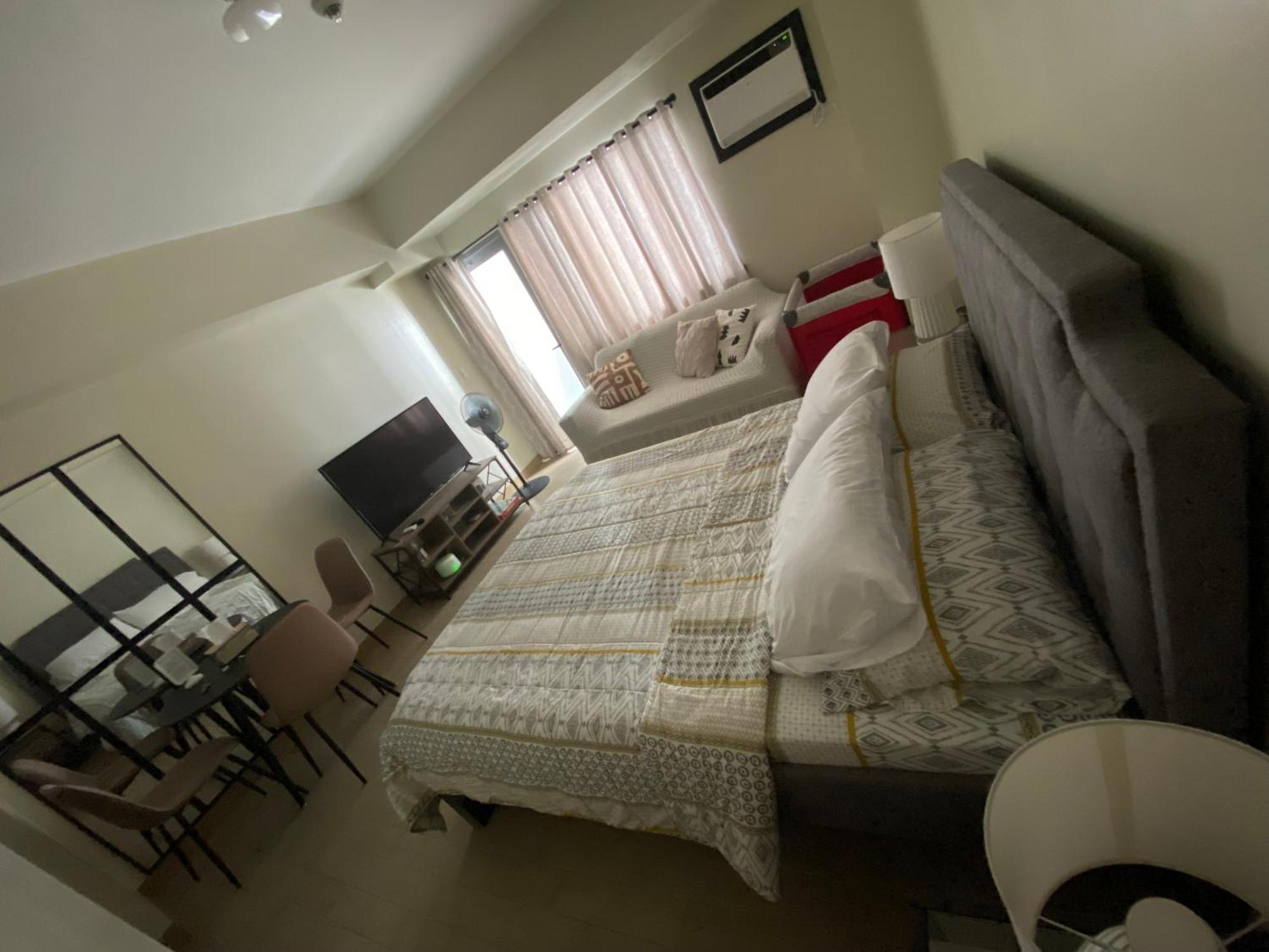 Manhattan Plaza Tower 1, Araneta Cubao, Quezon City, Metro Apartment Manila