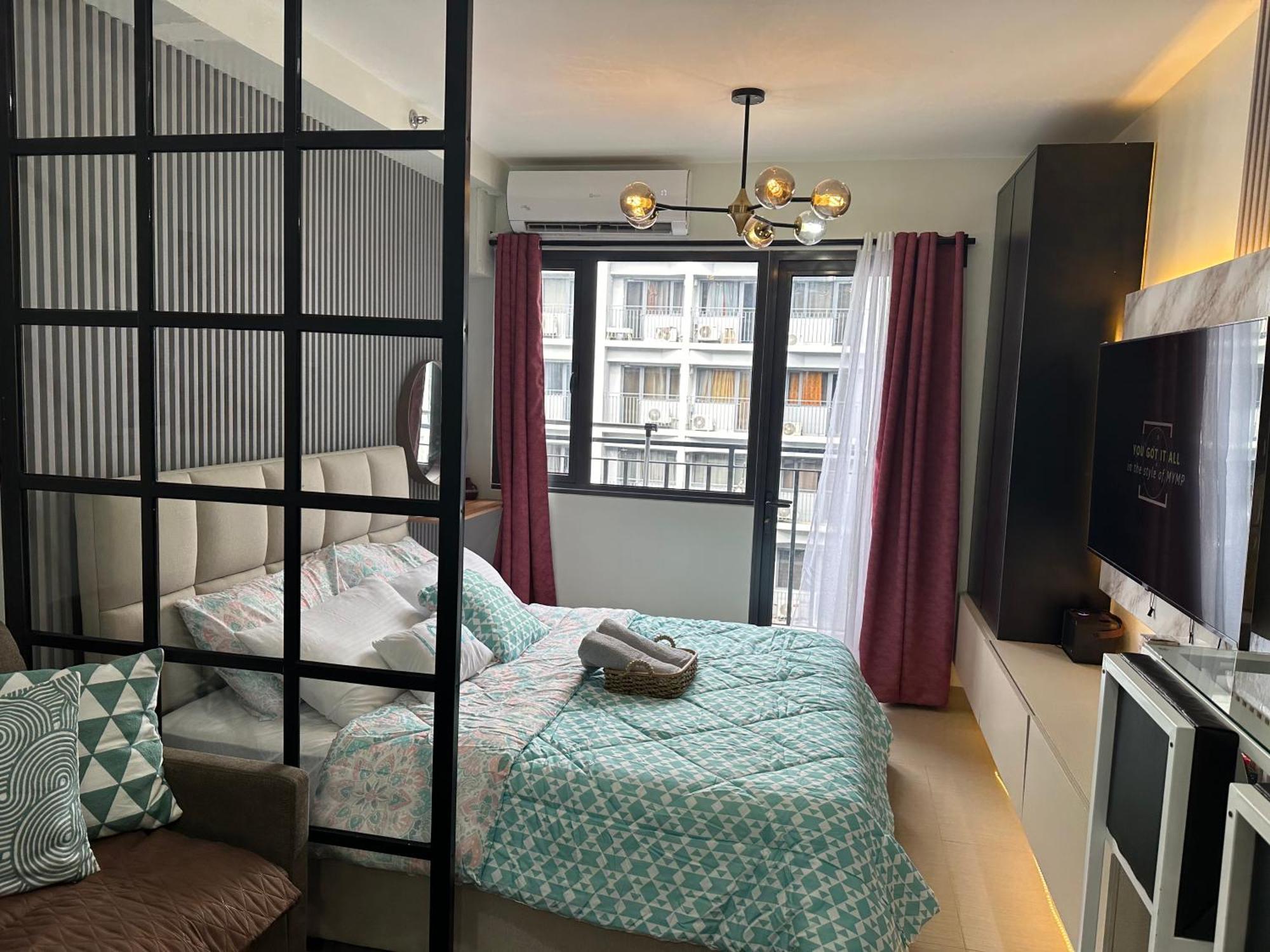 Deluxe Escape Shore 2 Residences Near Moa Manila