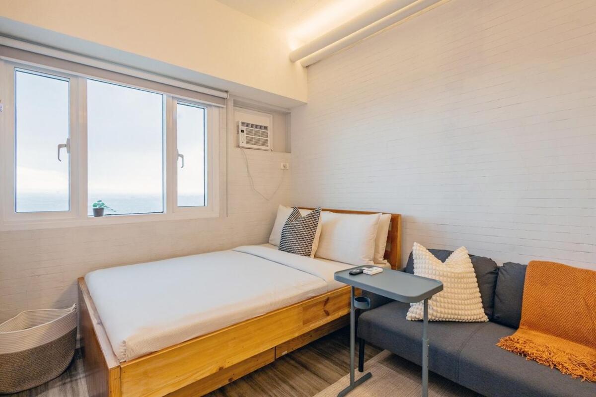 In Makati Near Airport And Free Parking! * Manila