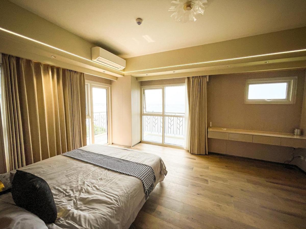 Modern 2br Beside Okada With Sunset View