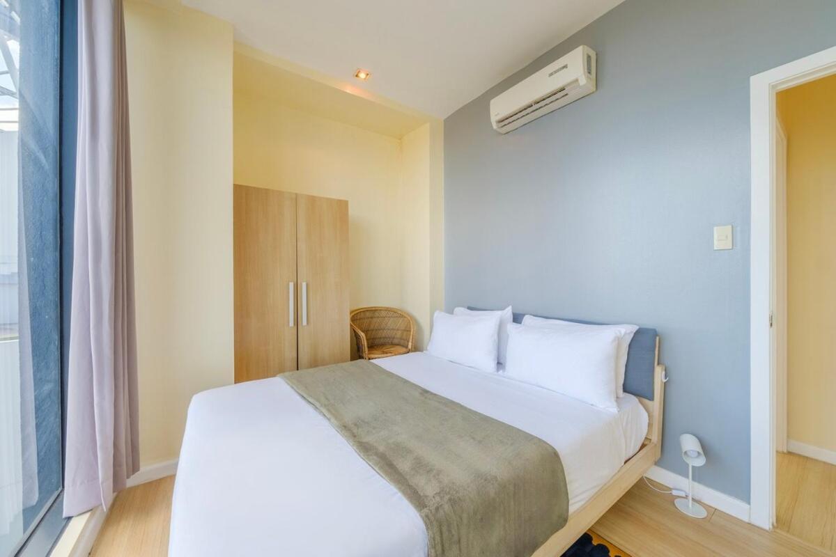 Stayhere 3br Penthouse Knightsbridge Makati * Manila