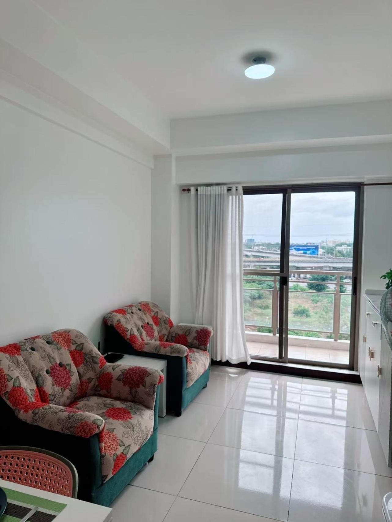 Fairway 1007 Hotel Manila
