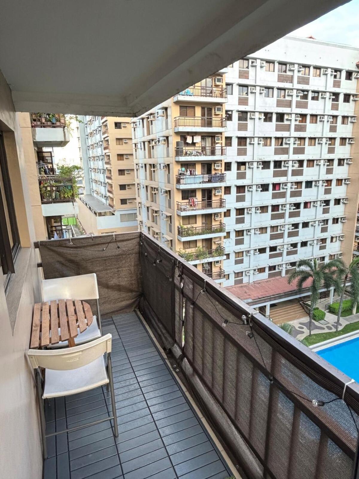 Helloqc Cubao - Cosy W Pool Access Nr Train & Bus Stns For 4pax Apartment *
