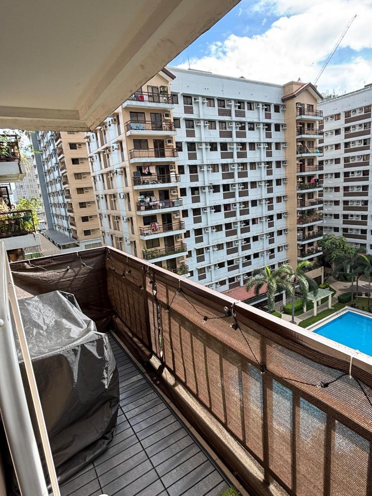 Helloqc Cubao - Cosy W Pool Access Nr Train & Bus Stns For 4pax Apartment Manila