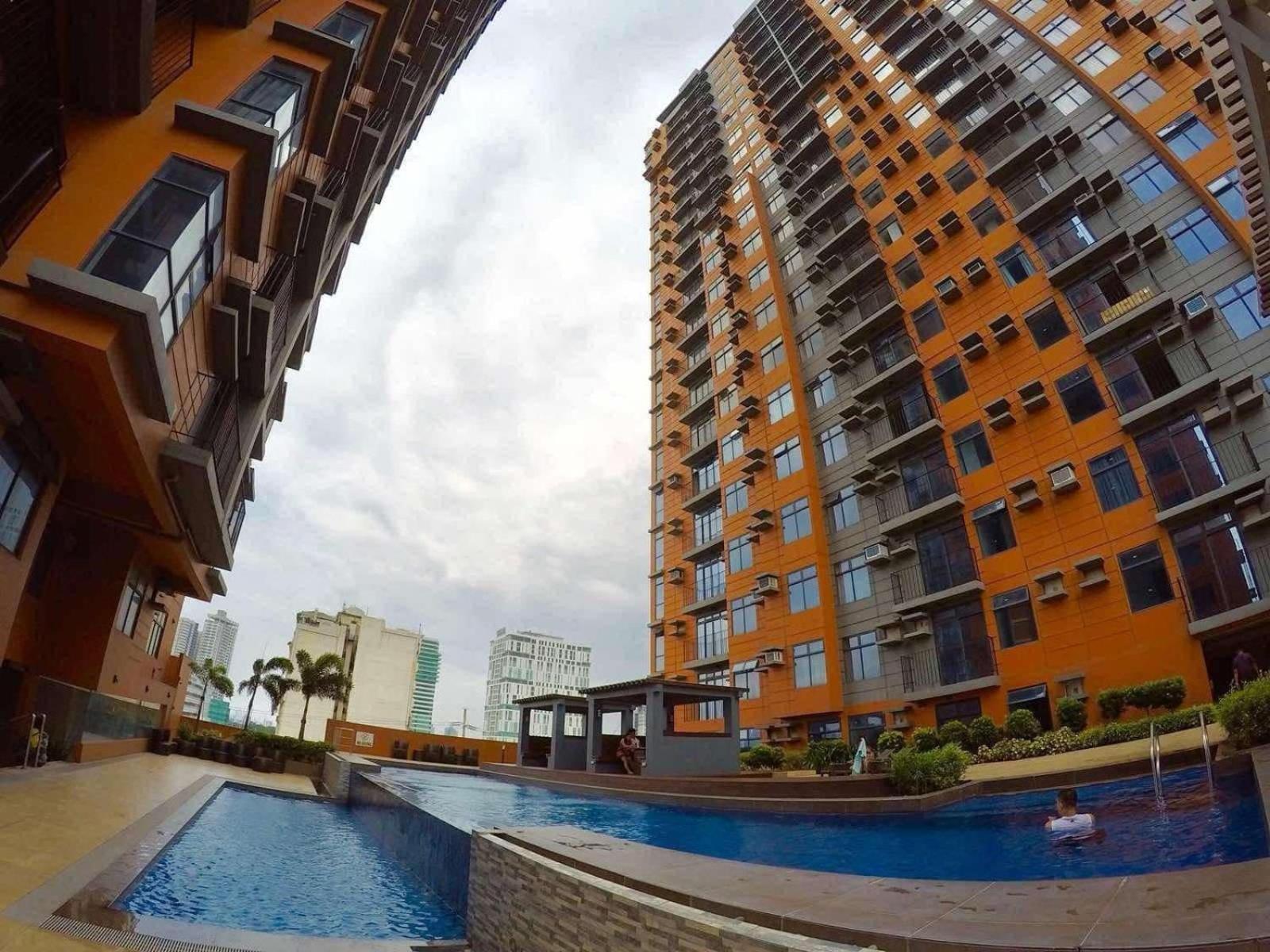 Hotel Portovita Towers Manila
