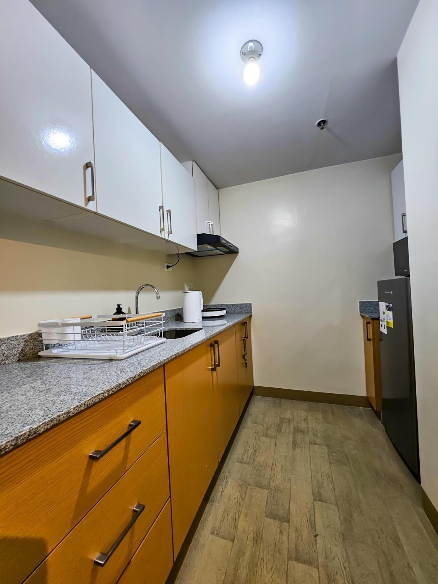 Brand New Convenience With Balcony In Araneta Cubao Aparthotel Manila