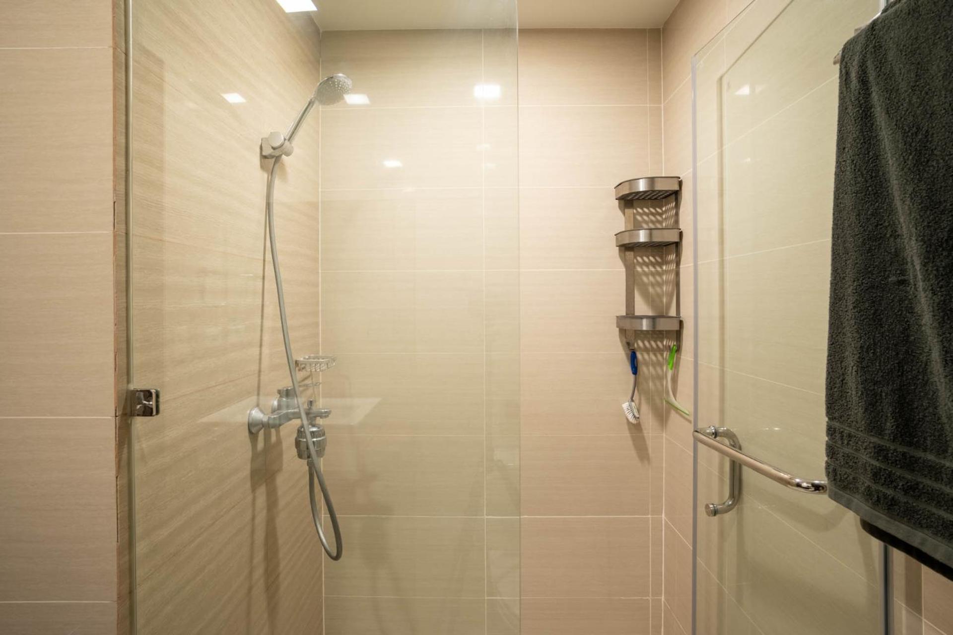 Luxury At Venice Mall Near Airport, Bgc & Makati