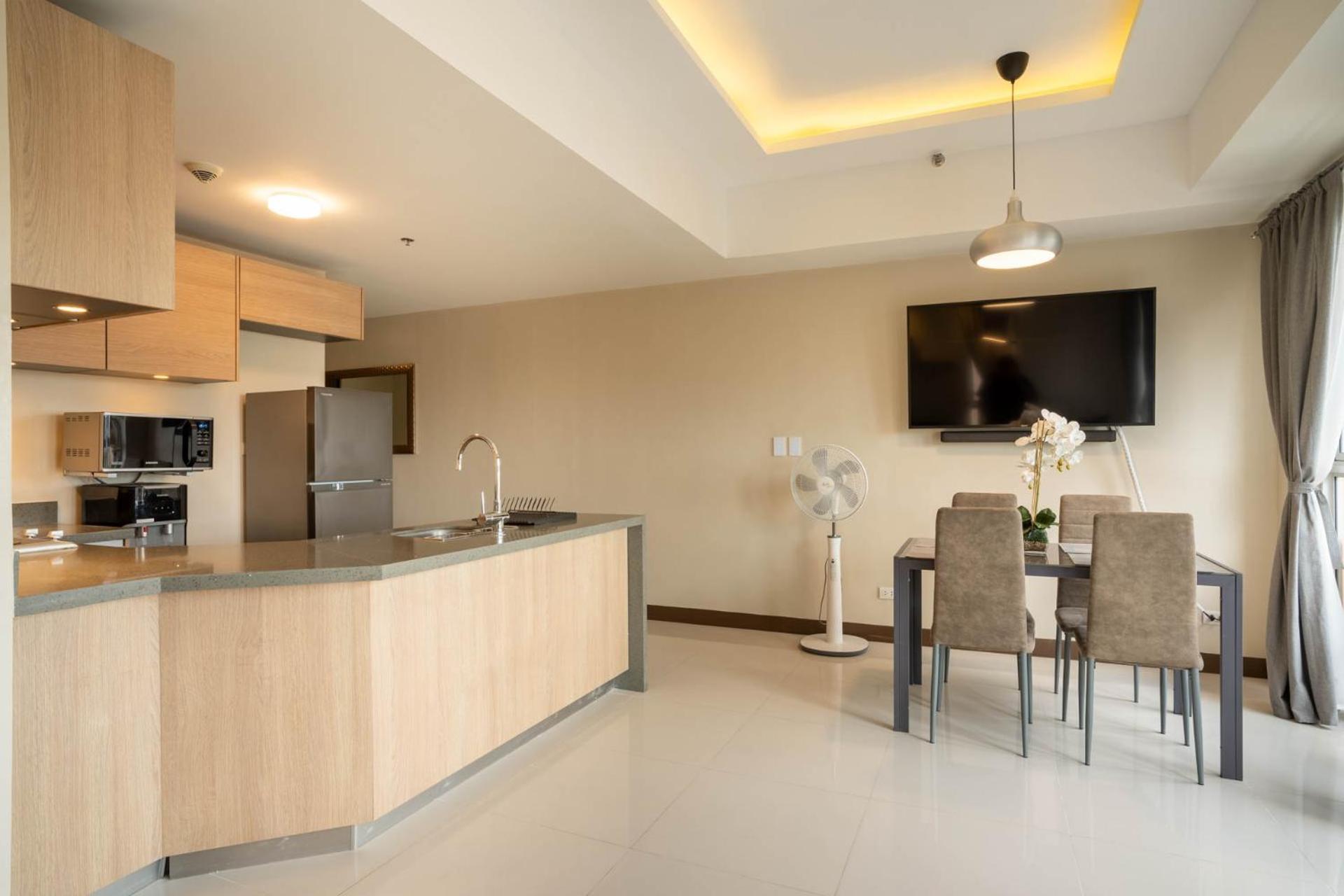 Aparthotel Luxury At Venice Mall Near Airport, Bgc & Makati *