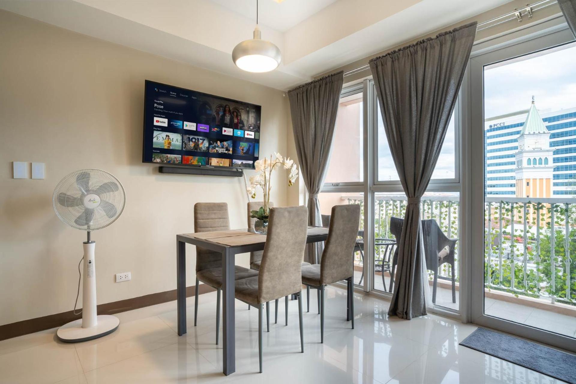 Luxury At Venice Mall Near Airport, Bgc & Makati *