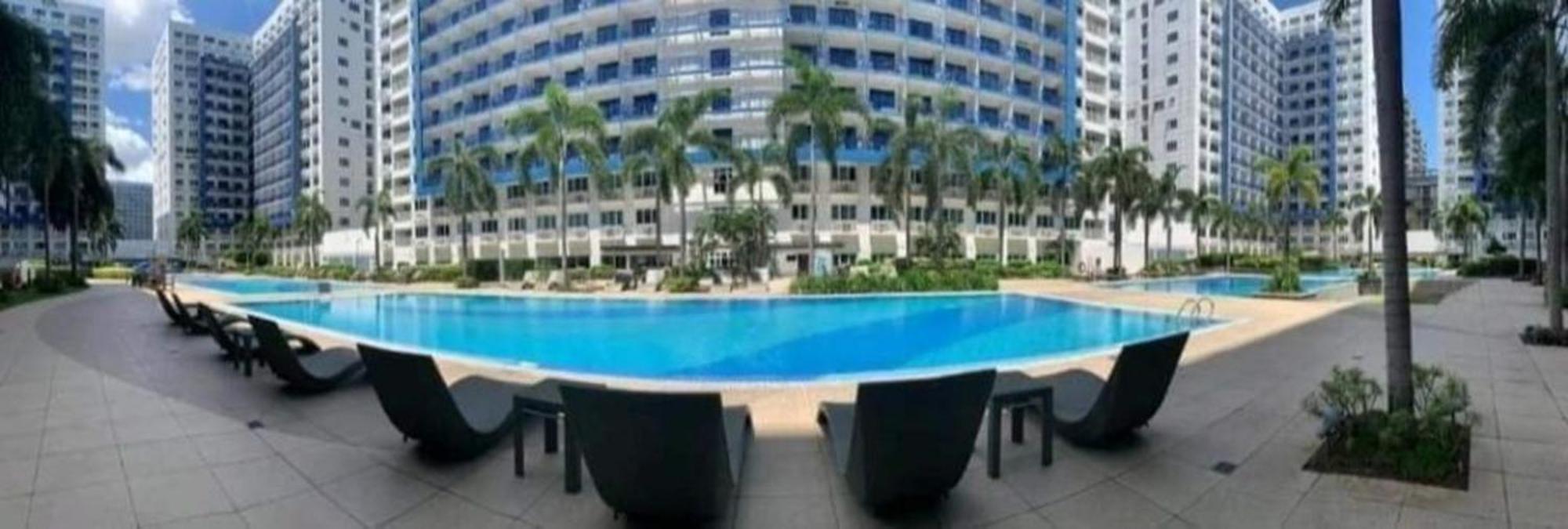 Las Vegas Of The Philippines In Pasay Manila! Luxury Near Naia Airport, Solaire, Okada, City Of Dreams, And Casinos. Enjoy Free Pool Access, High-speed Wifi, And Netflix. Comfort With Resort-type Living. Secure Your Limited Offer This Month