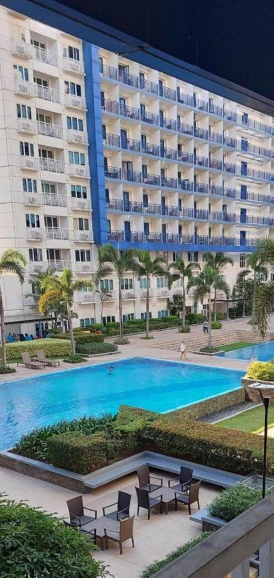 Las Vegas Of The Philippines In Pasay Manila! Luxury Near Naia Airport, Solaire, Okada, City Of Dreams, And Casinos. Enjoy Free Pool Access, High-speed Wifi, And Netflix. Comfort With Resort-type Living. Secure Your Limited Offer This Month Hotel *