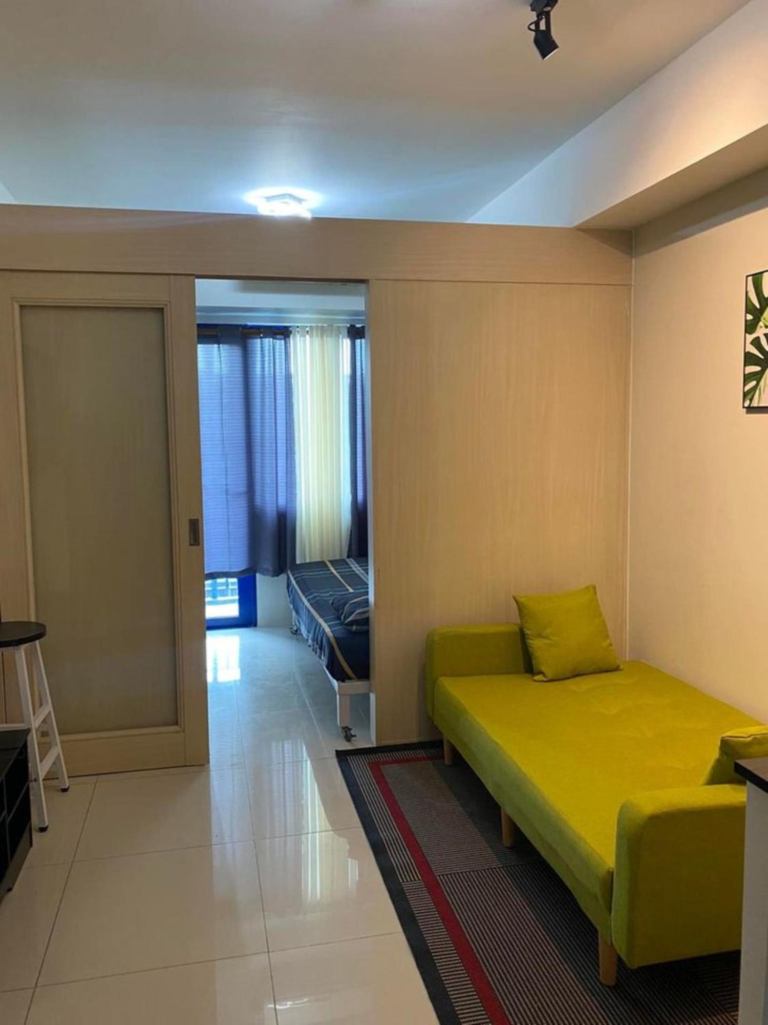 Hotel Las Vegas Of The Philippines In Pasay Manila! Luxury Near Naia Airport, Solaire, Okada, City Of Dreams, And Casinos. Enjoy Free Pool Access, High-speed Wifi, And Netflix. Comfort With Resort-type Living. Secure Your Limited Offer This Month