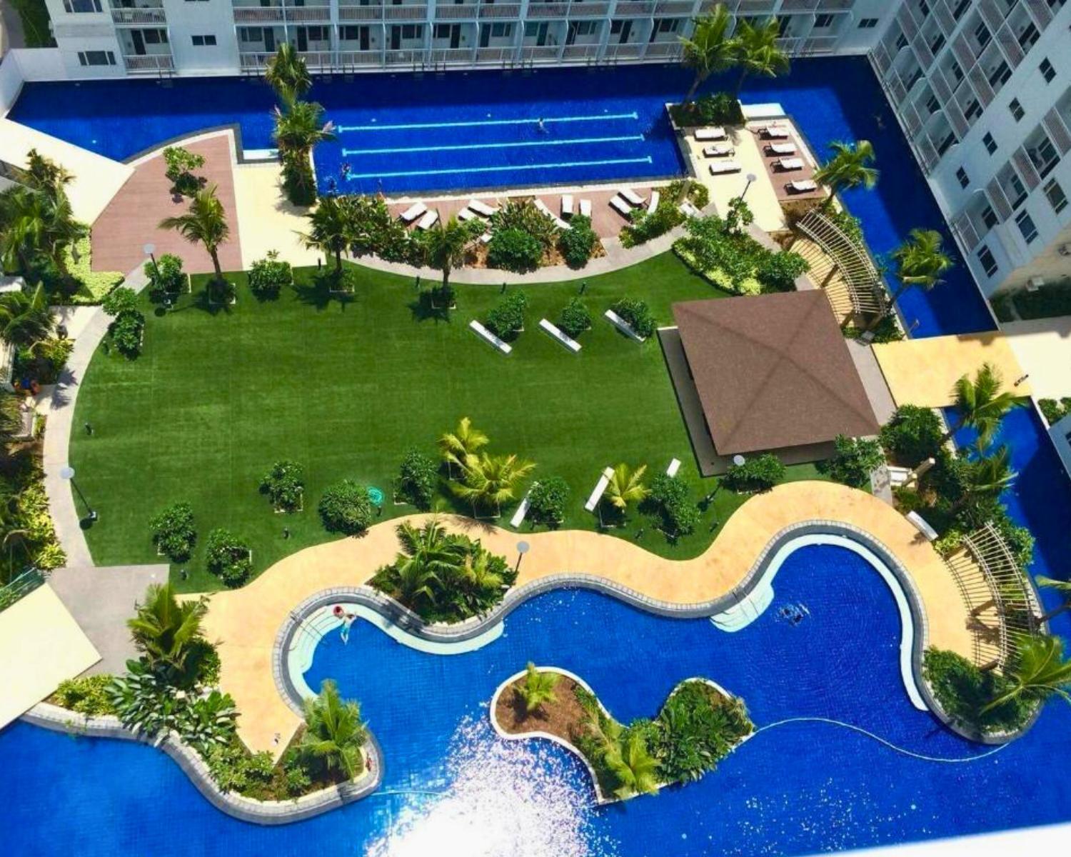 Ndulge In Opulence On A Budget Near Moa! Luxuriate In Our Deluxe 1 Bedroom Units With Stunning Views. Enjoy Free Netflix And An Exceptional Discount. Book Now For A Lavish And Affordable Escape! Hotel Manila