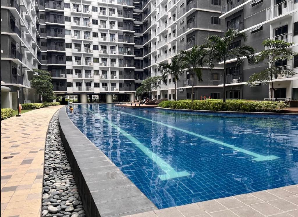 Apartment Cozy Hearth Loft At Shore 3 Manila