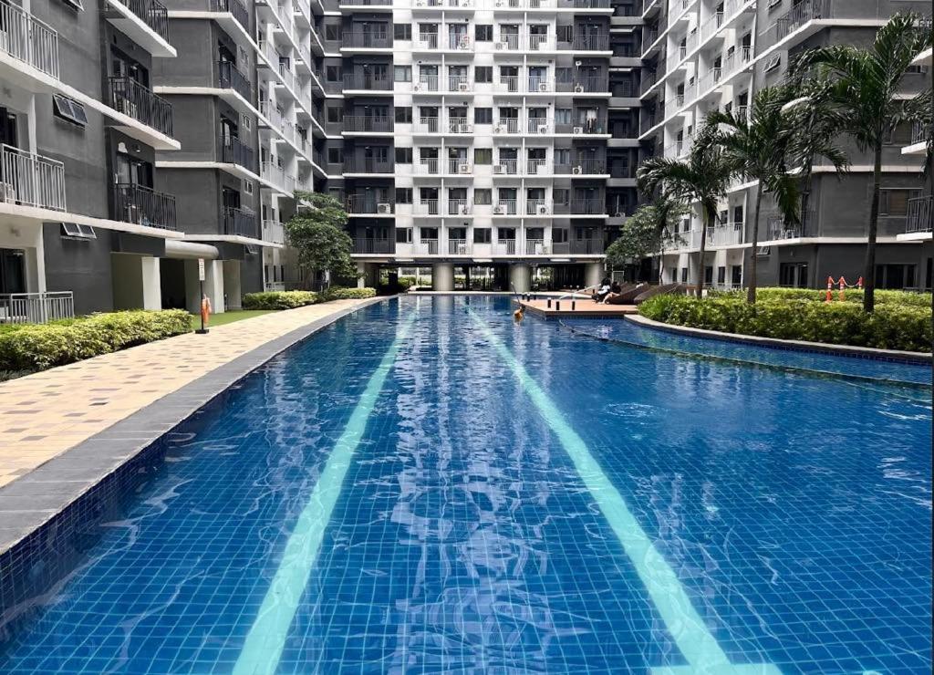 Cozy Hearth Loft At Shore 3 * Manila