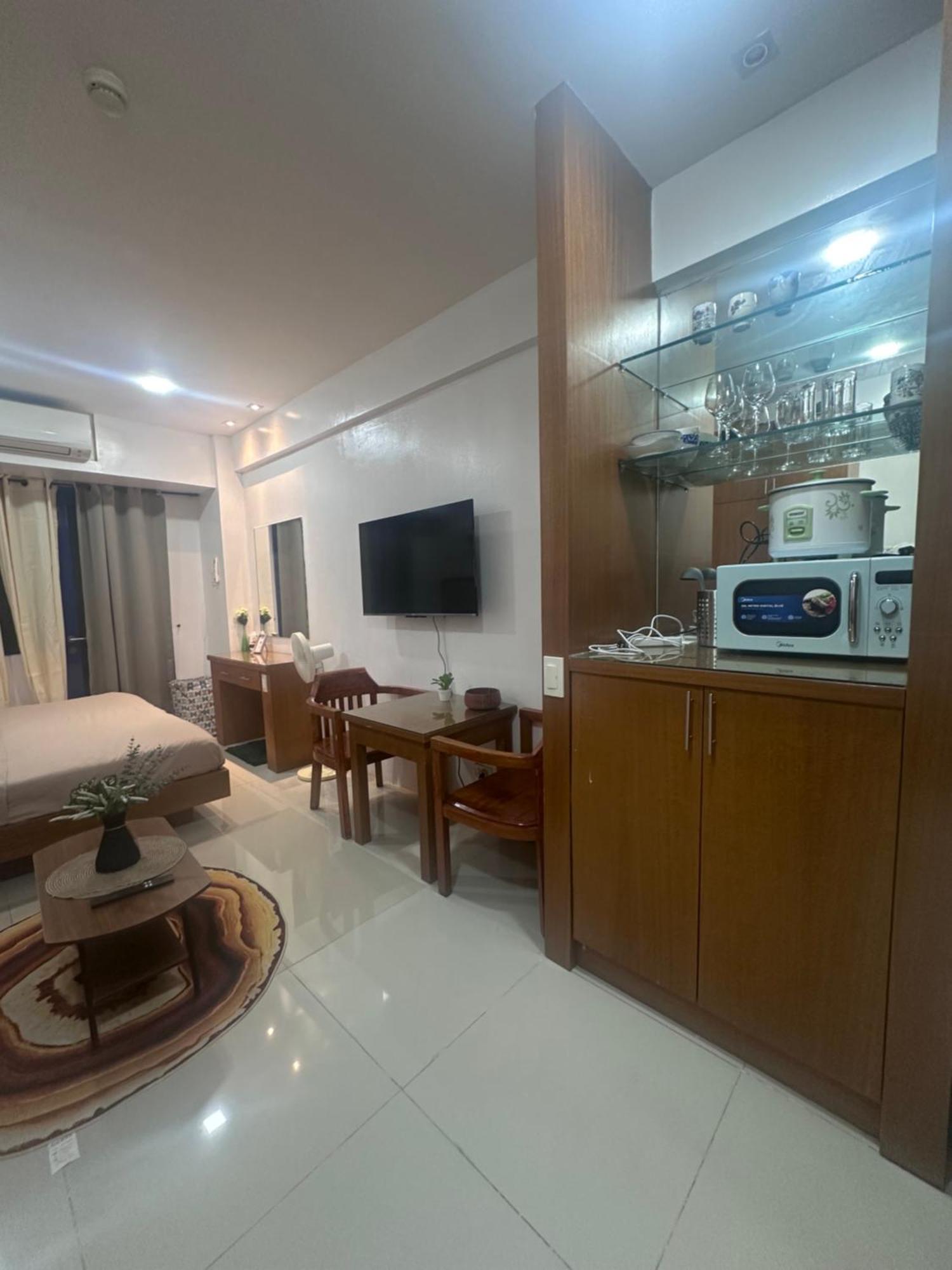 Apartment Sea Residences By Richnell A Comfy And Stylish 1031